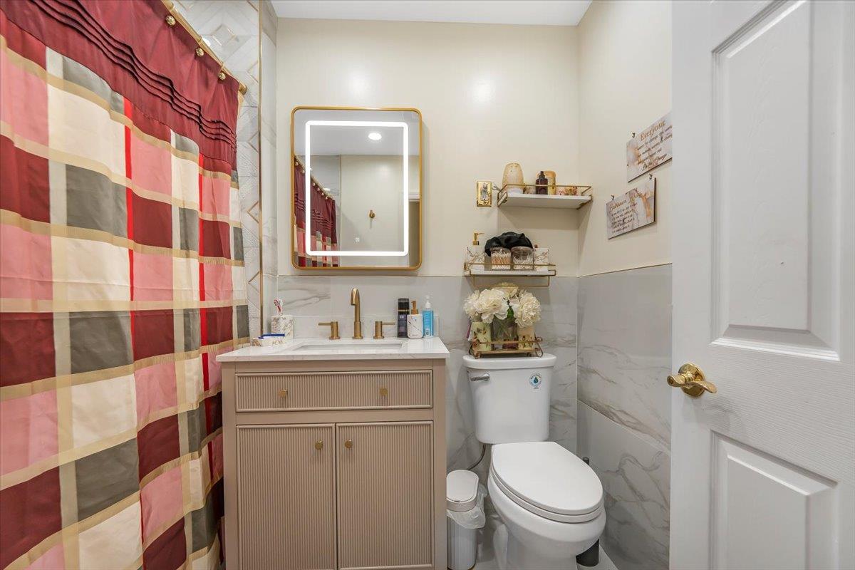 4352 Baychester Avenue Property Photo 10