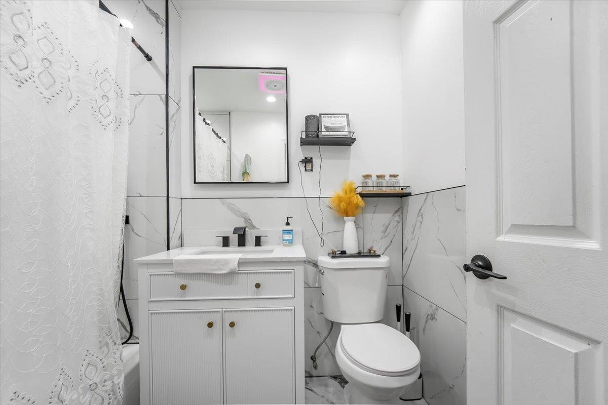 4352 Baychester Avenue Property Photo 17