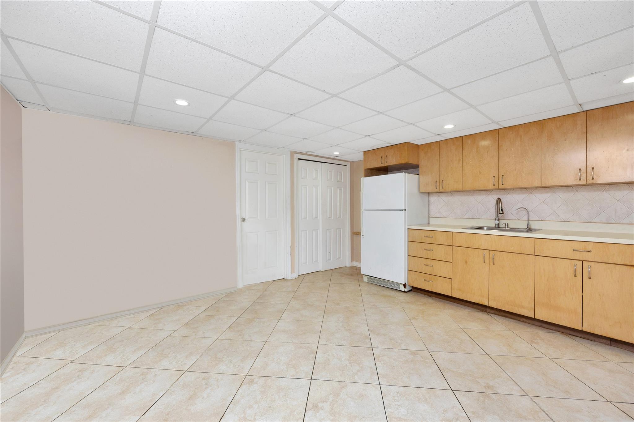 2616 Brown Street Property Photo 24