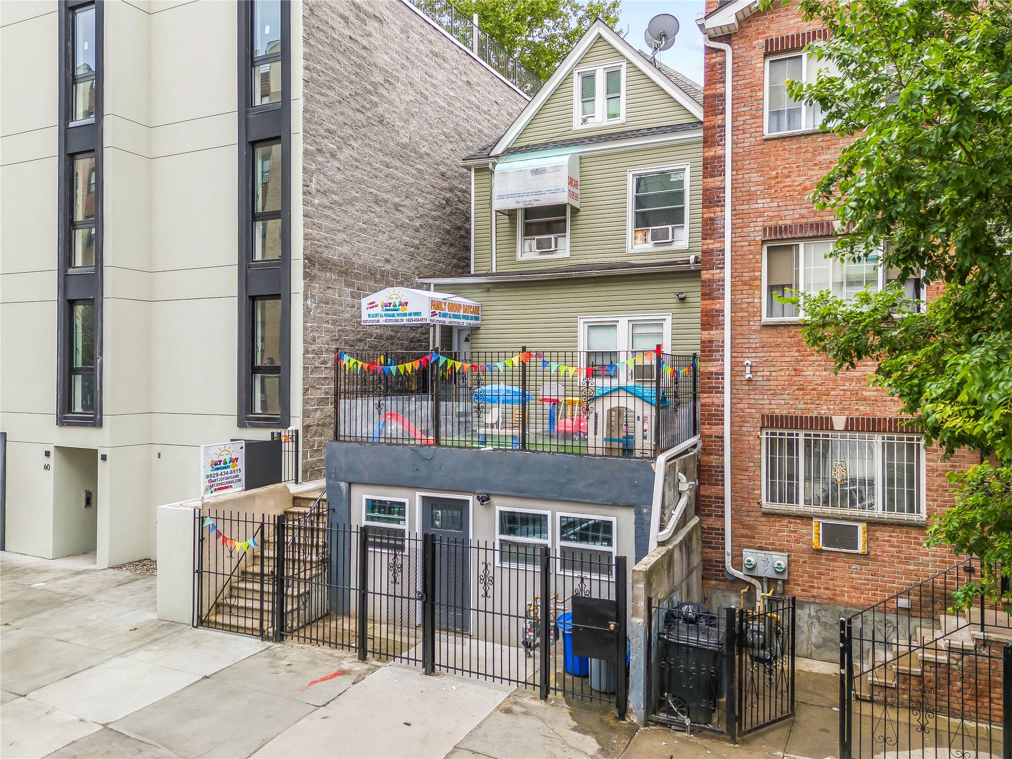 62 Buchanan Place Property Photo 2