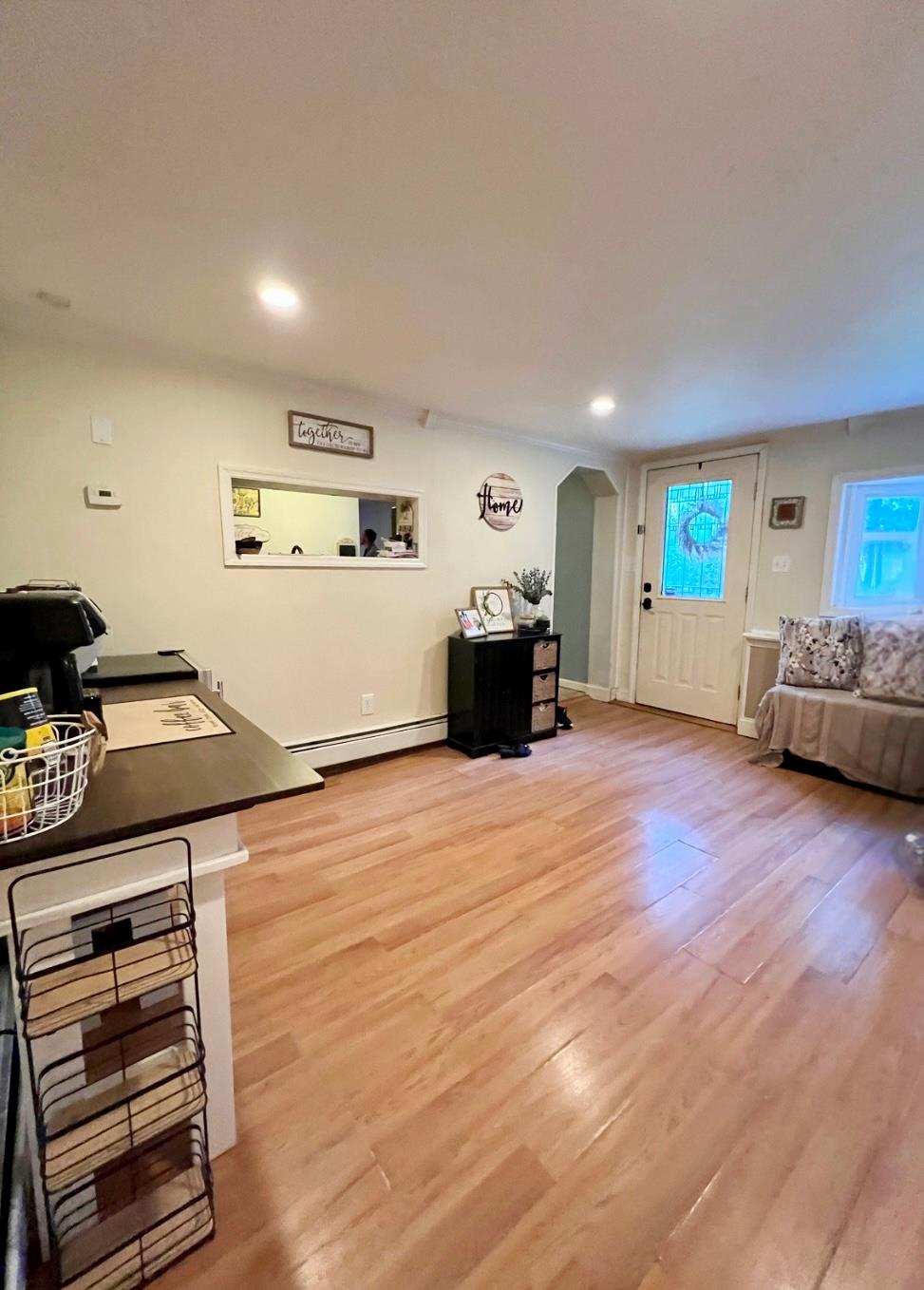 33 Roosevelt Place Property Photo 6