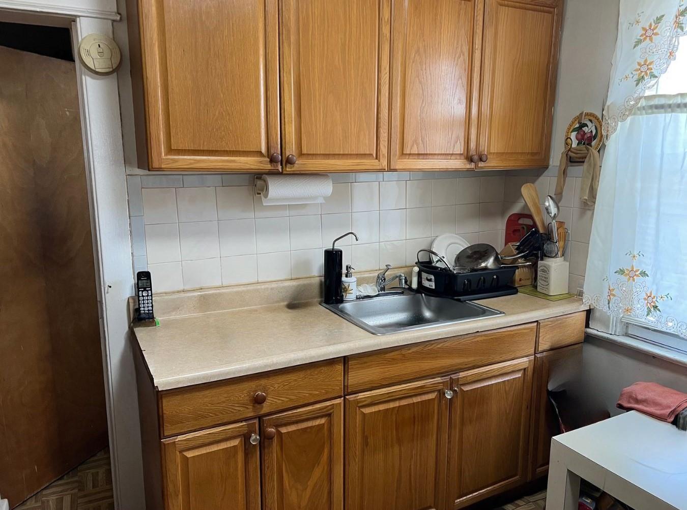 14 Matthews Place Property Photo 5