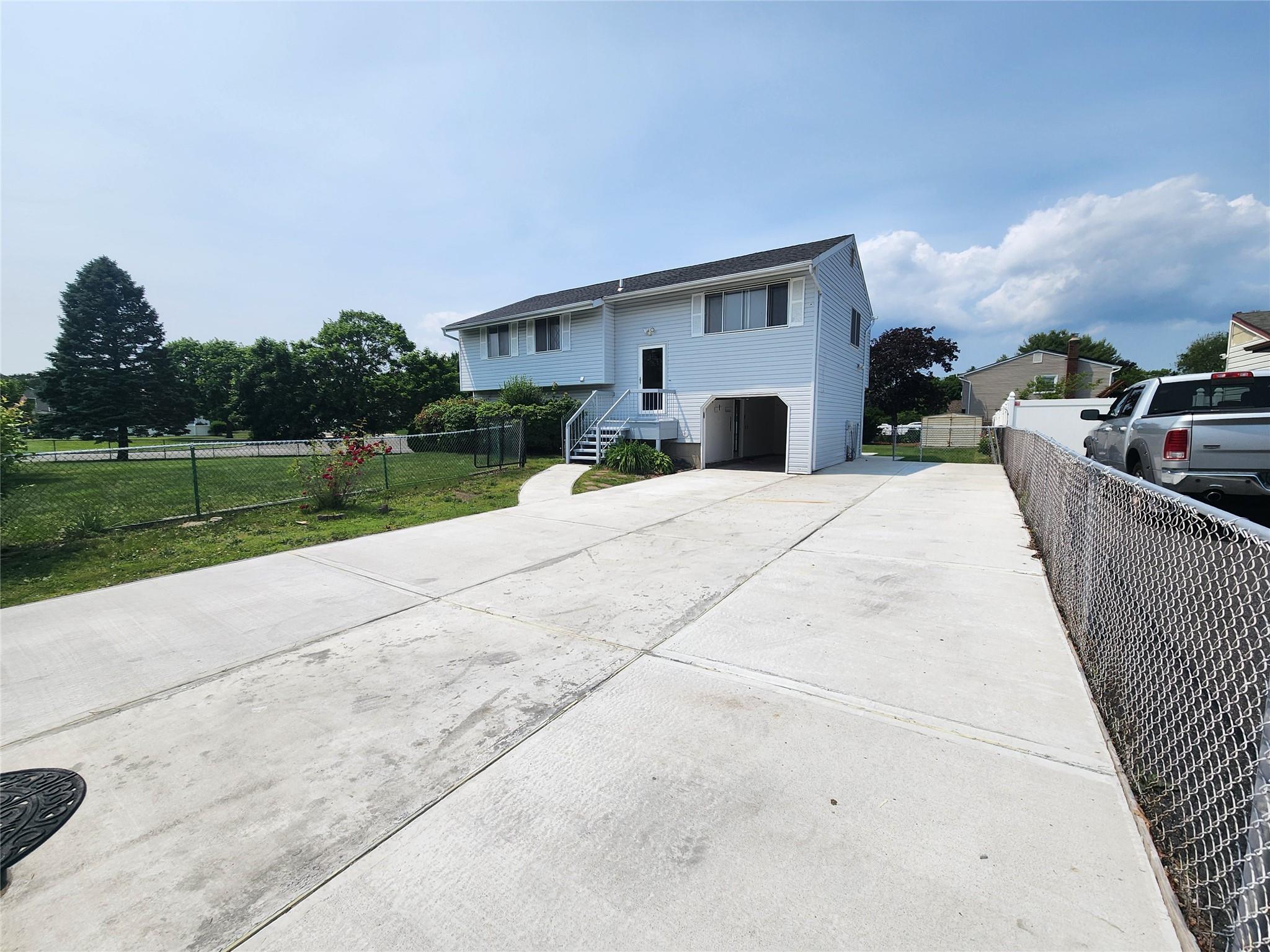 3 Curtis Ave Property Photo 1