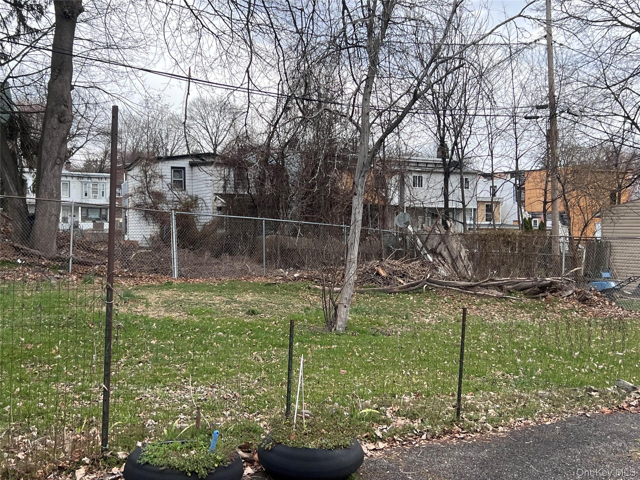 290 1st Street Property Photo 2