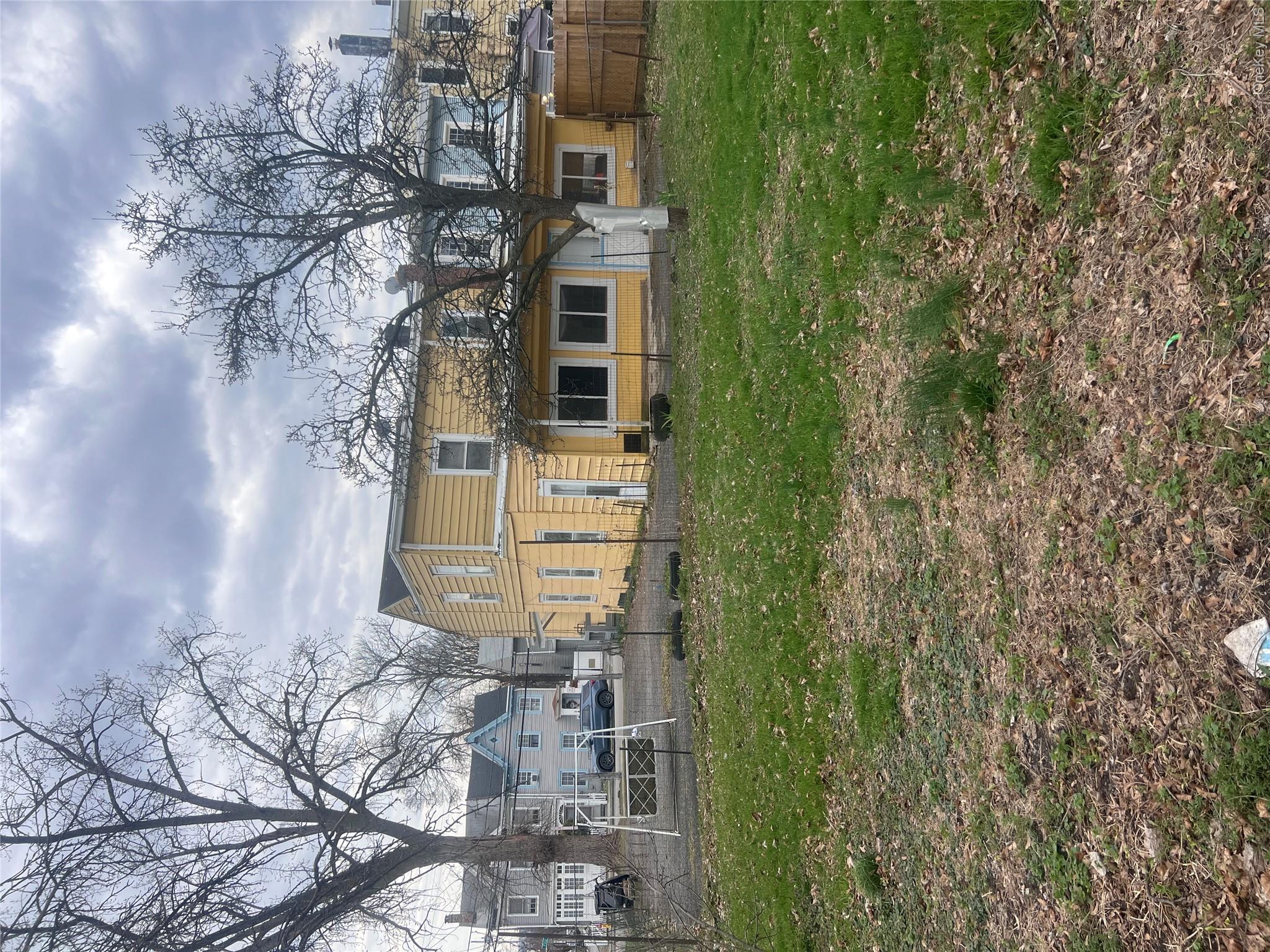 290 1st Street Property Photo 24