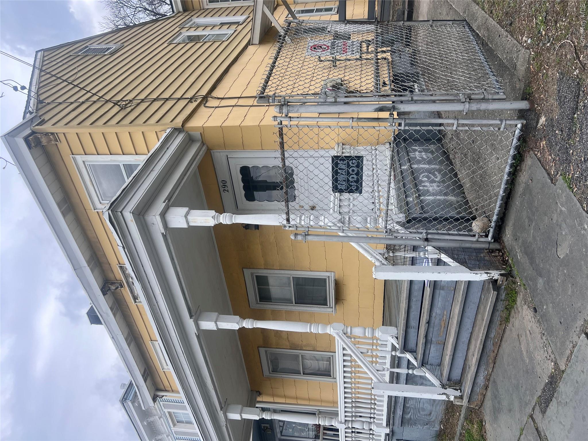 290 1st Street Property Photo 28