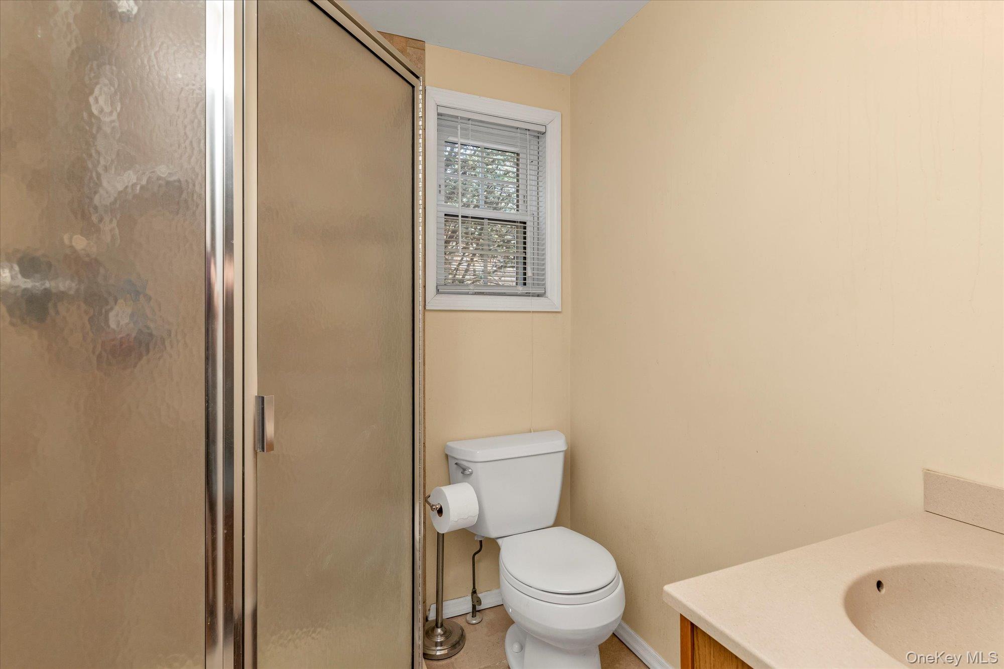 1277 Jerusalem Avenue Property Photo 17