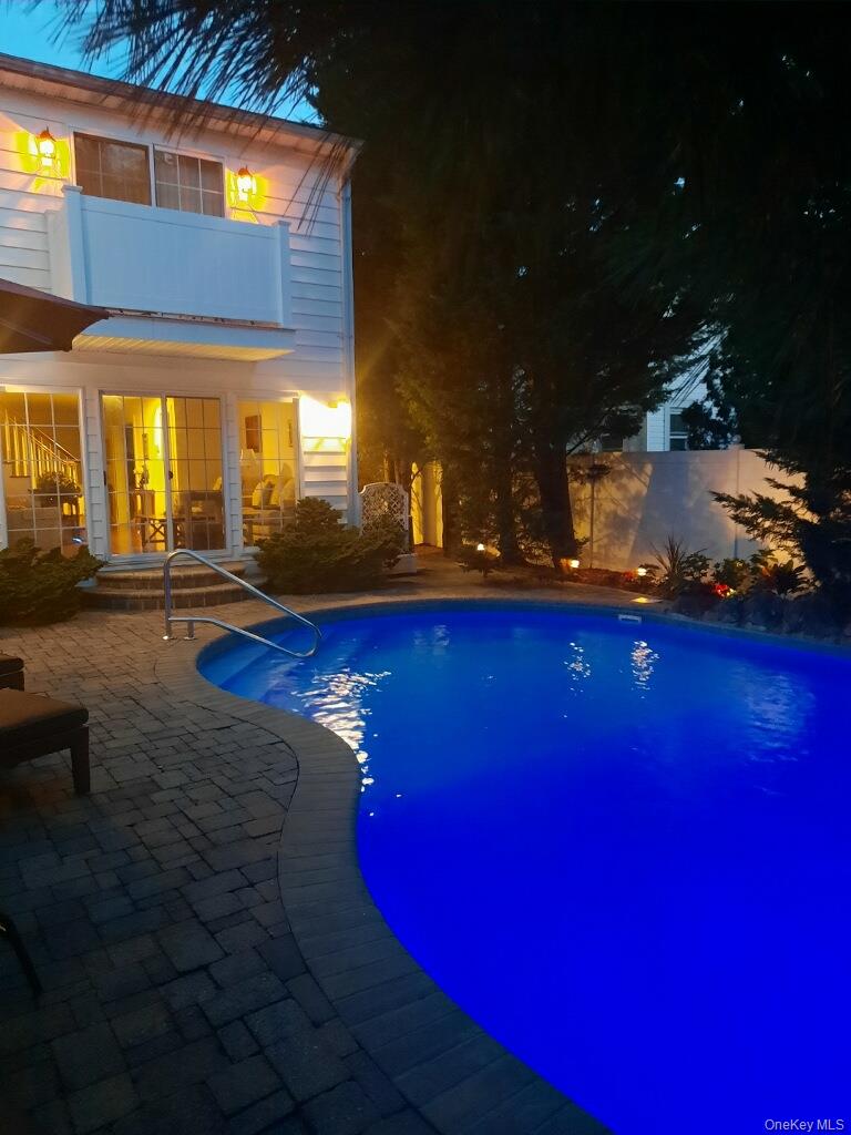 1277 Jerusalem Avenue Property Photo 21