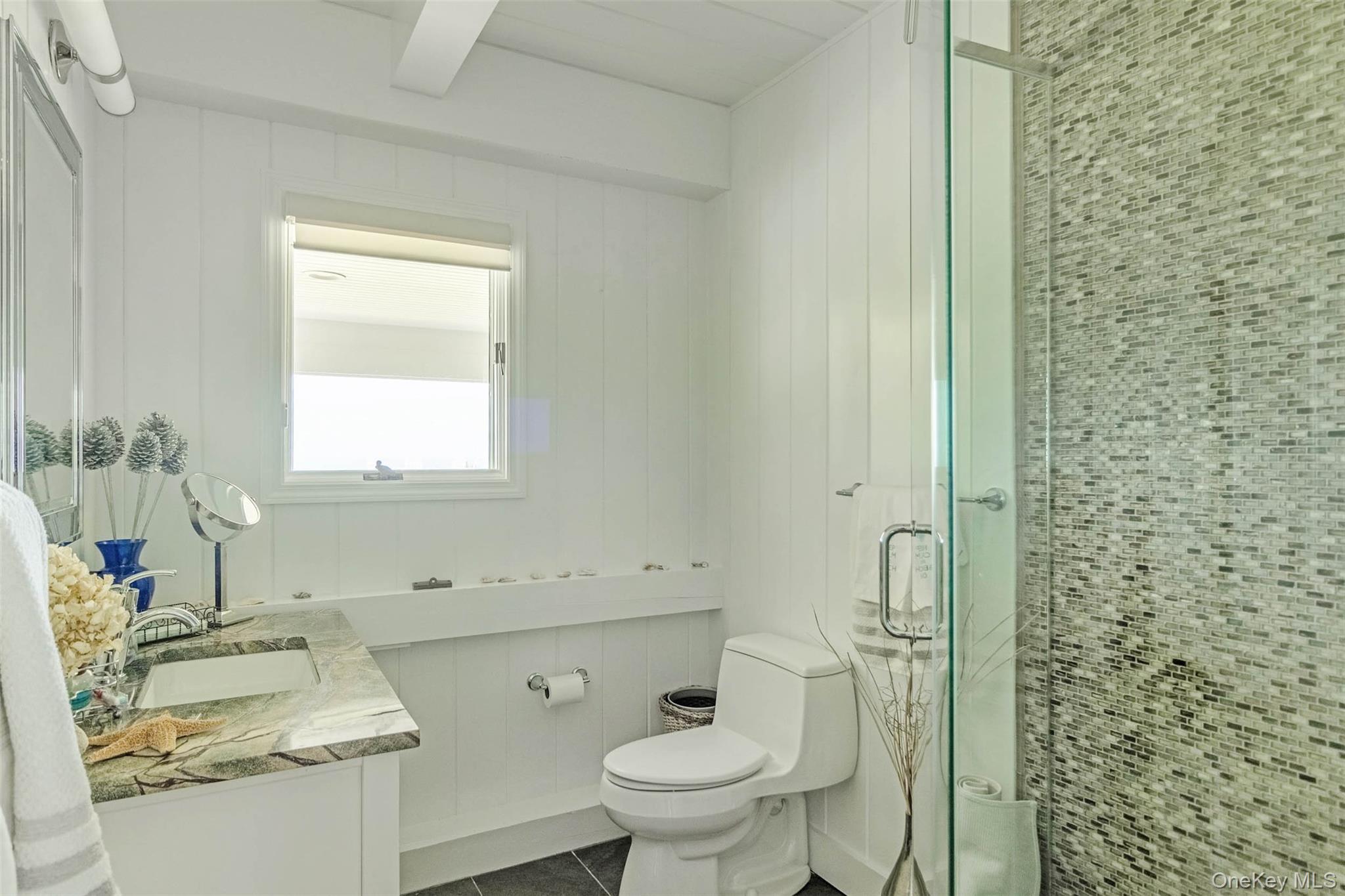 2700 Sound Drive Property Photo 17