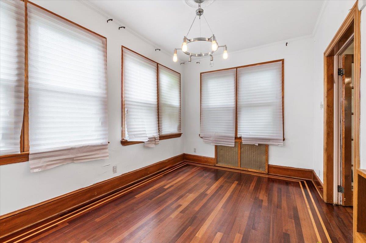345 Broadway Property Photo 7