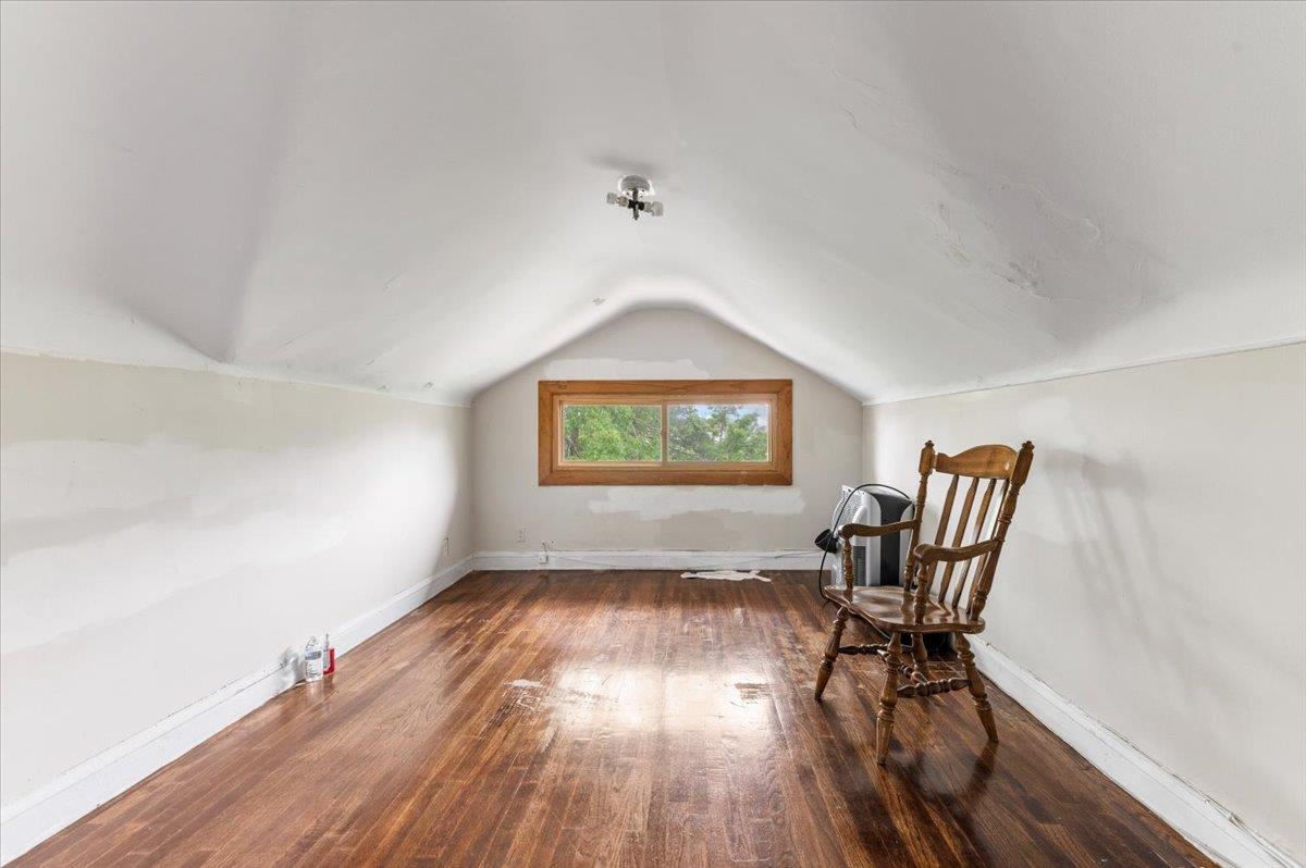 345 Broadway Property Photo 18