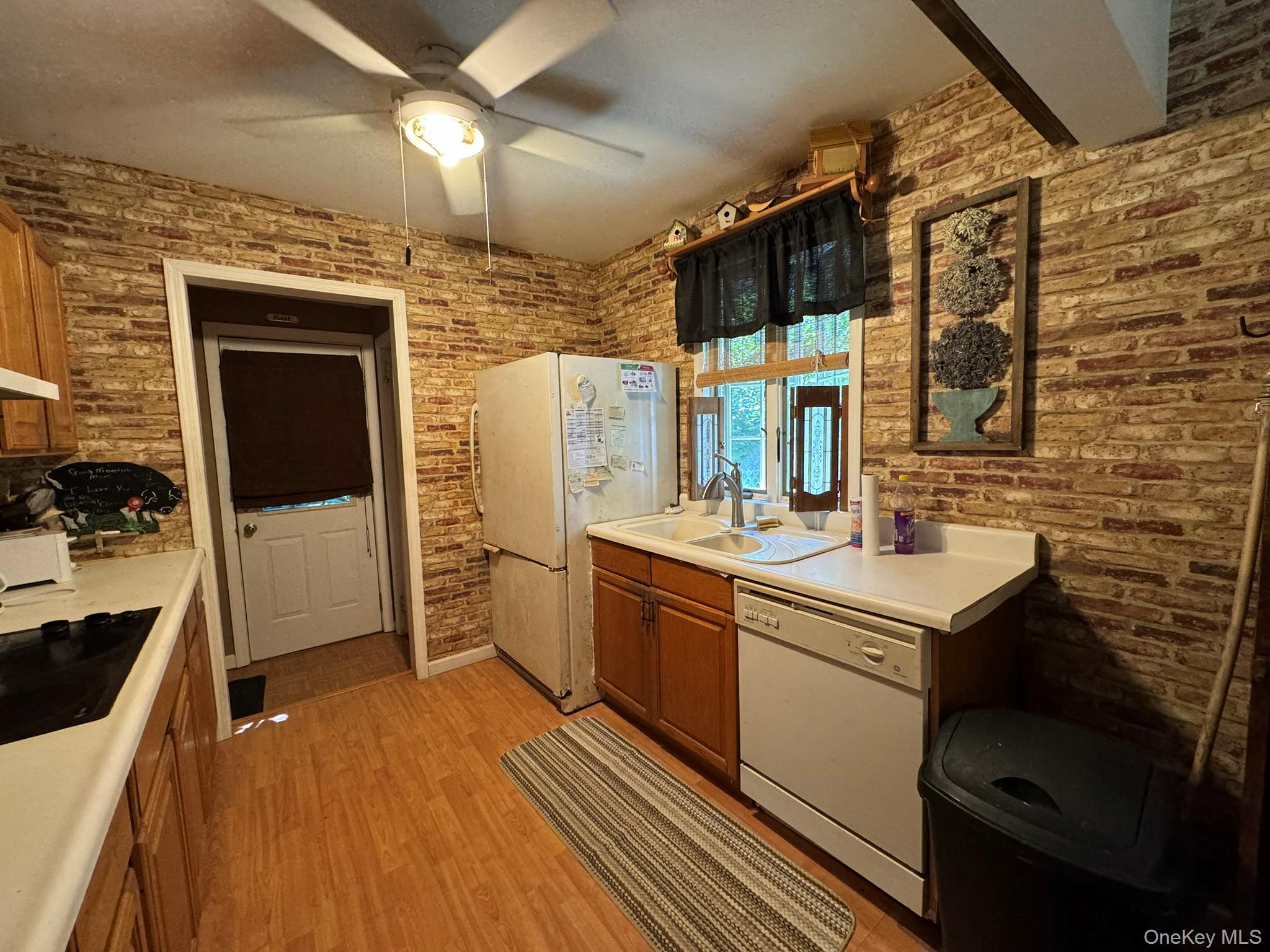 47 Quail Road Property Photo 4
