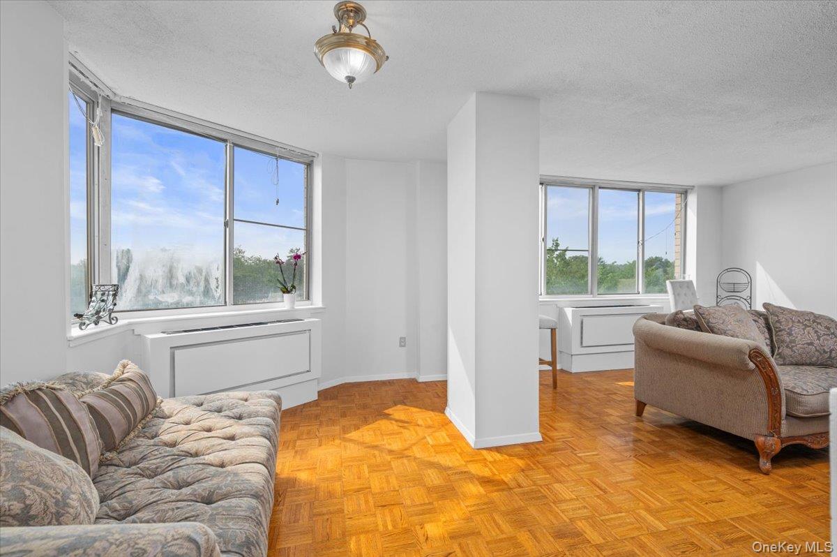 1270 North Avenue 5a Property Photo 17