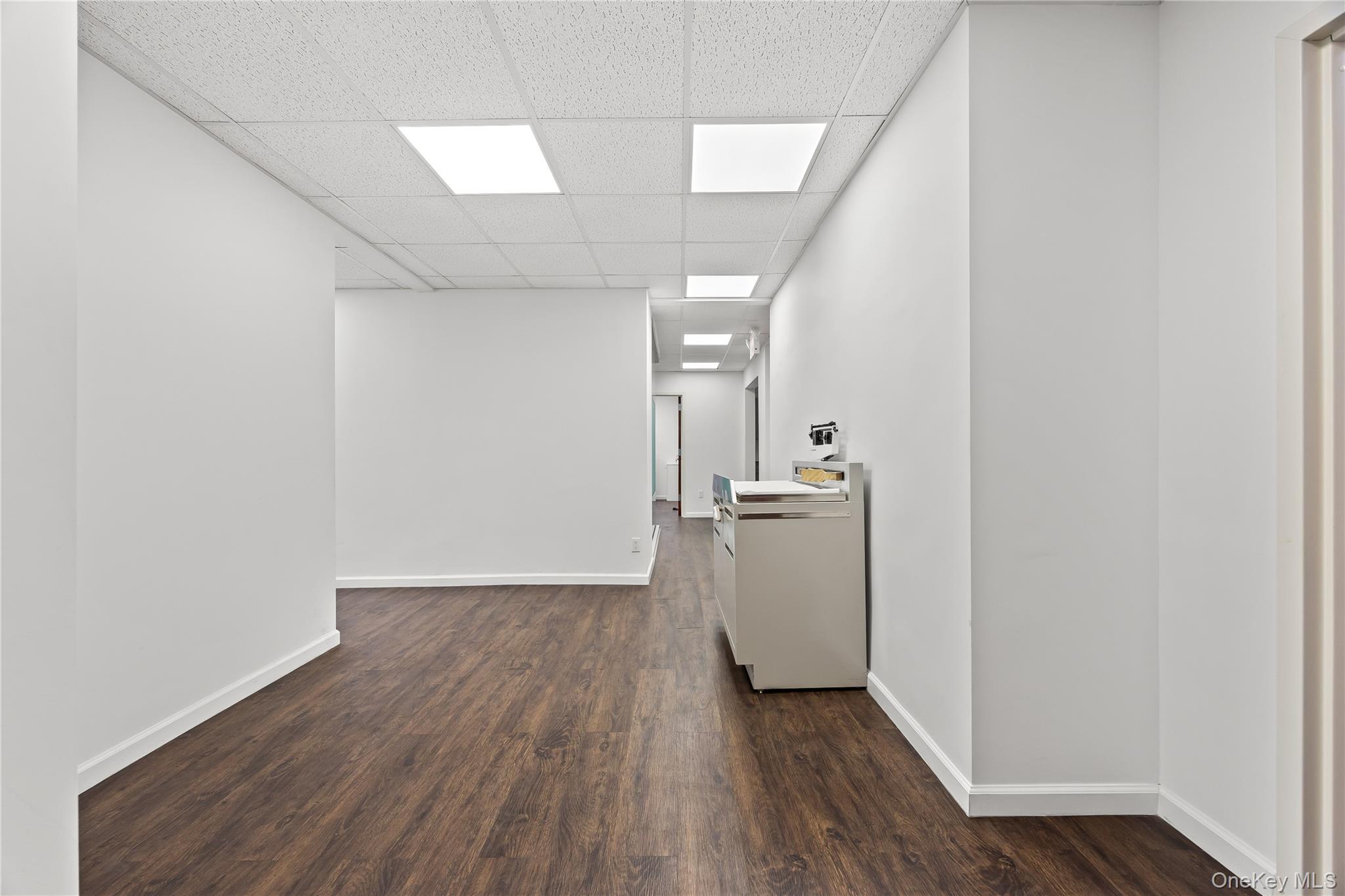 148-09 Northern Boulevard 1k Property Photo 7
