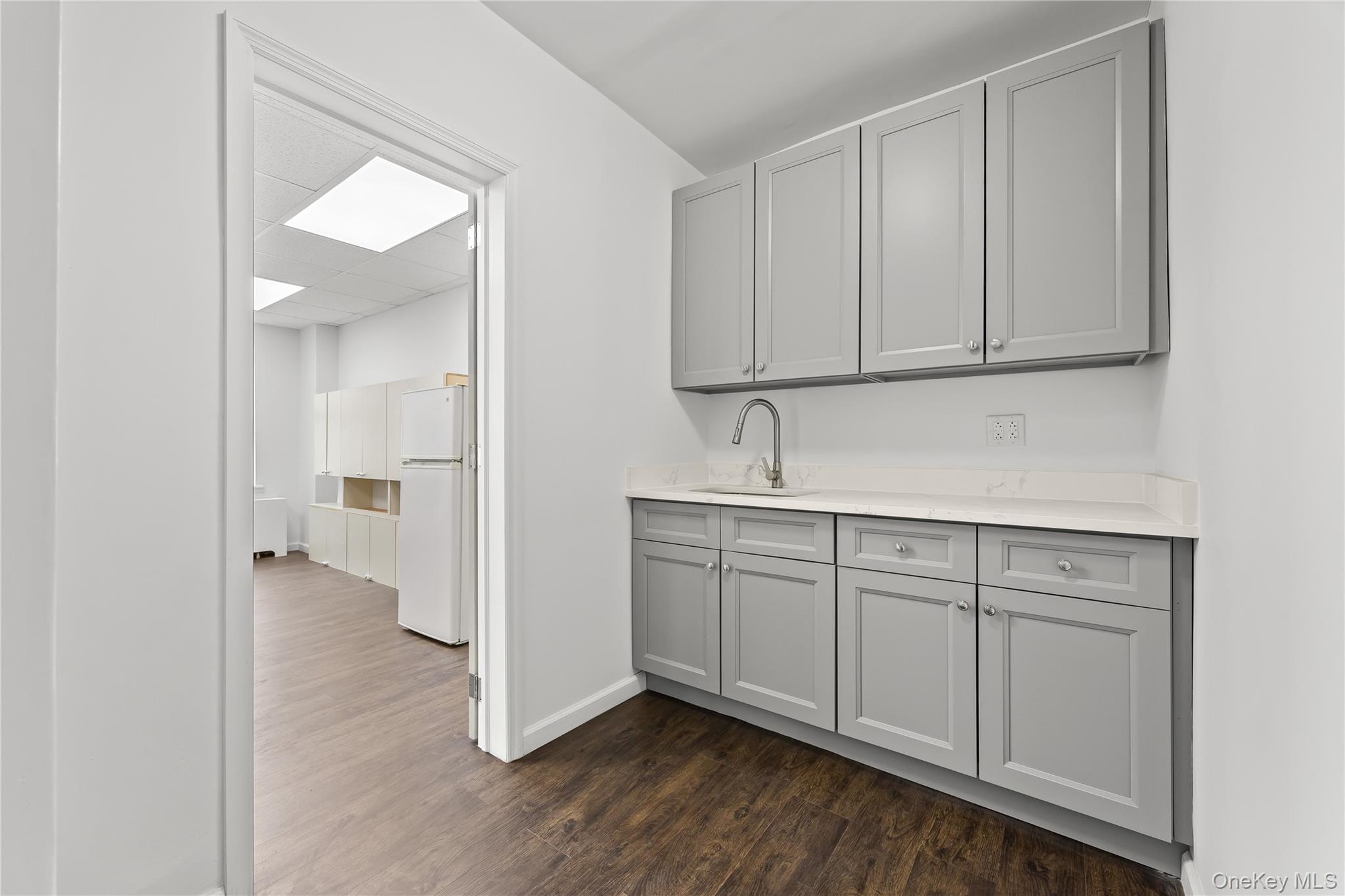 148-09 Northern Boulevard 1k Property Photo 15