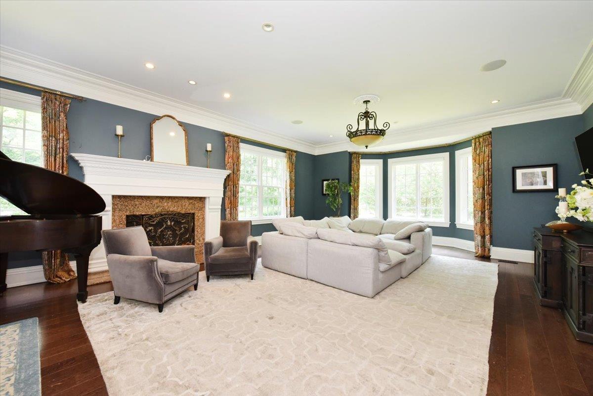 1616 Stewart Lane Property Photo 9