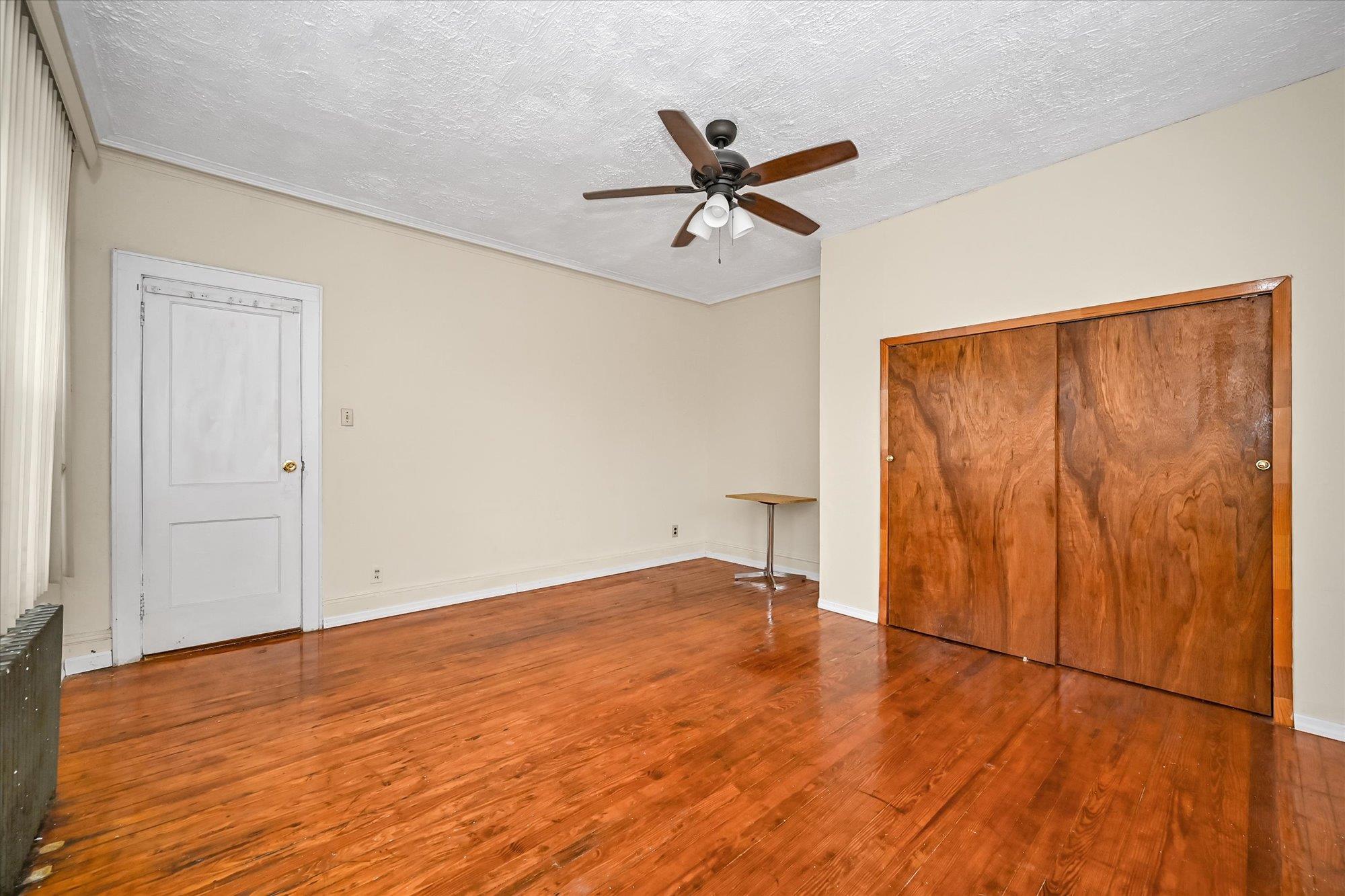 23-16 101st Street Property Photo 13