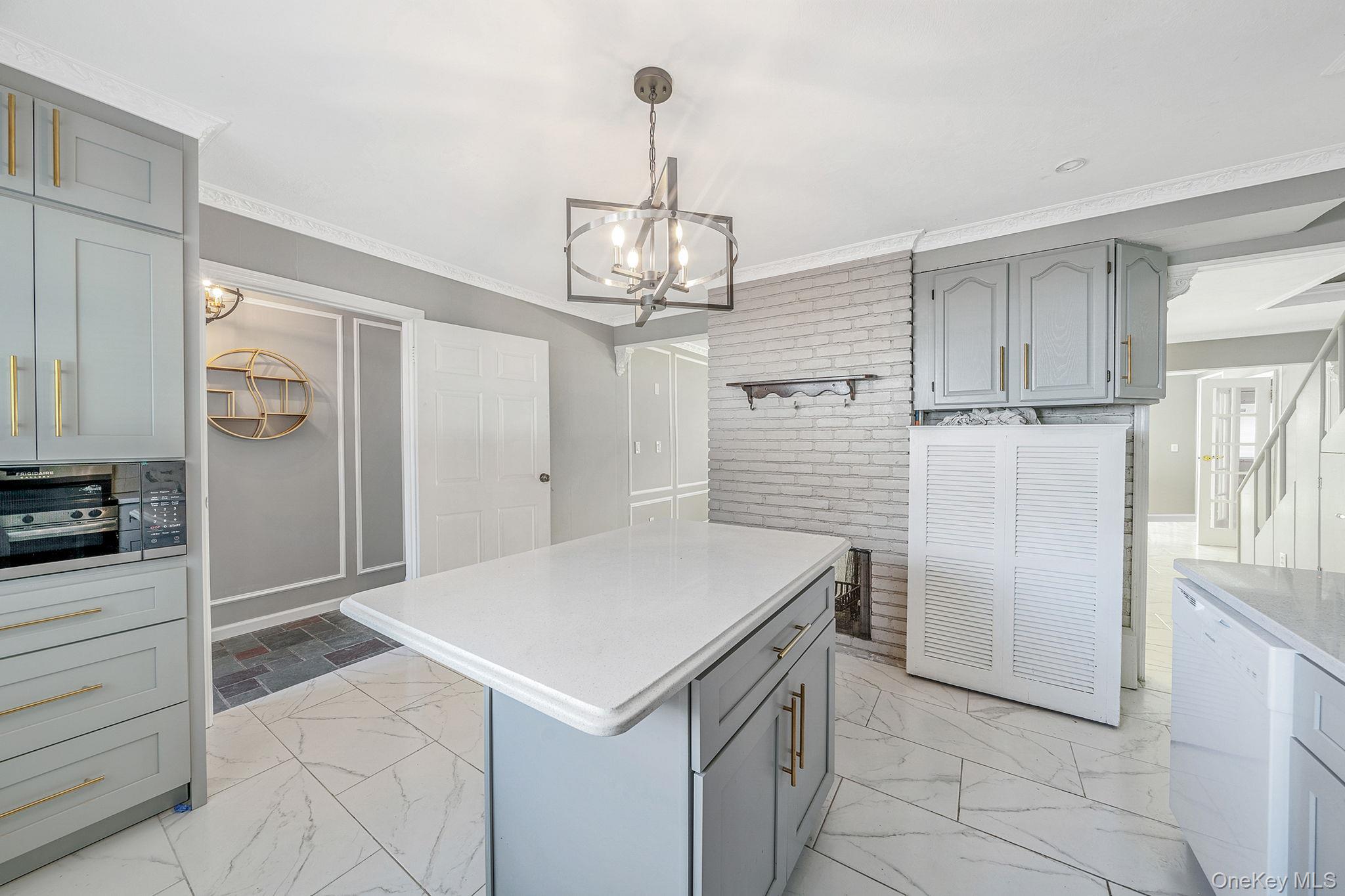 95 Lantern Road Property Photo 7