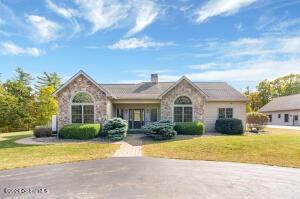 138 Lydon Lane