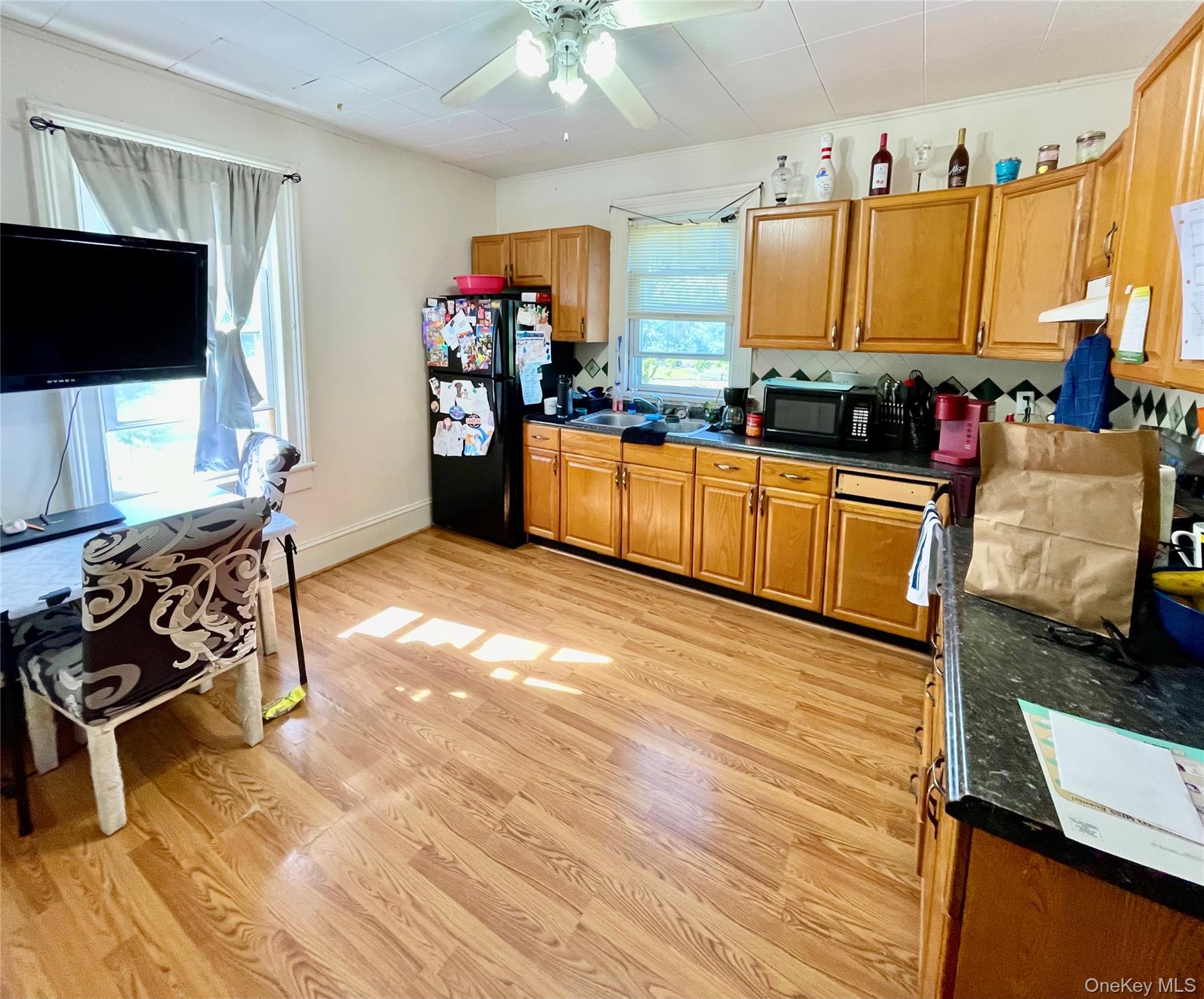 80 N Montgomery Street Property Photo 5