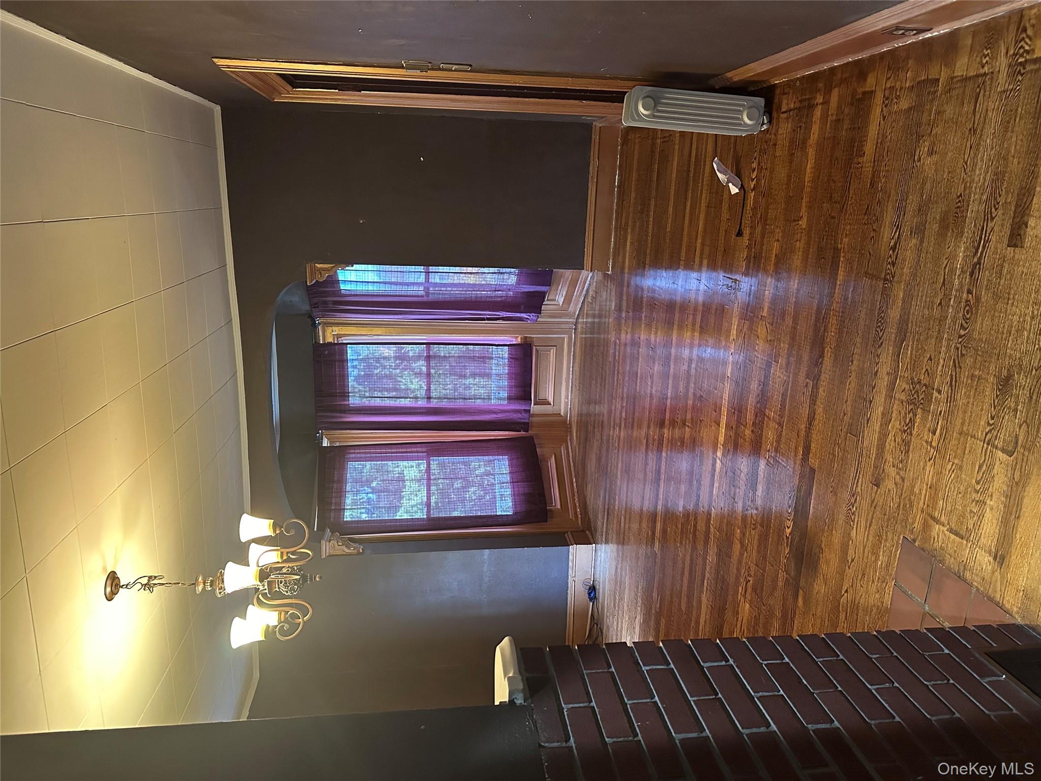 80 N Montgomery Street Property Photo 12