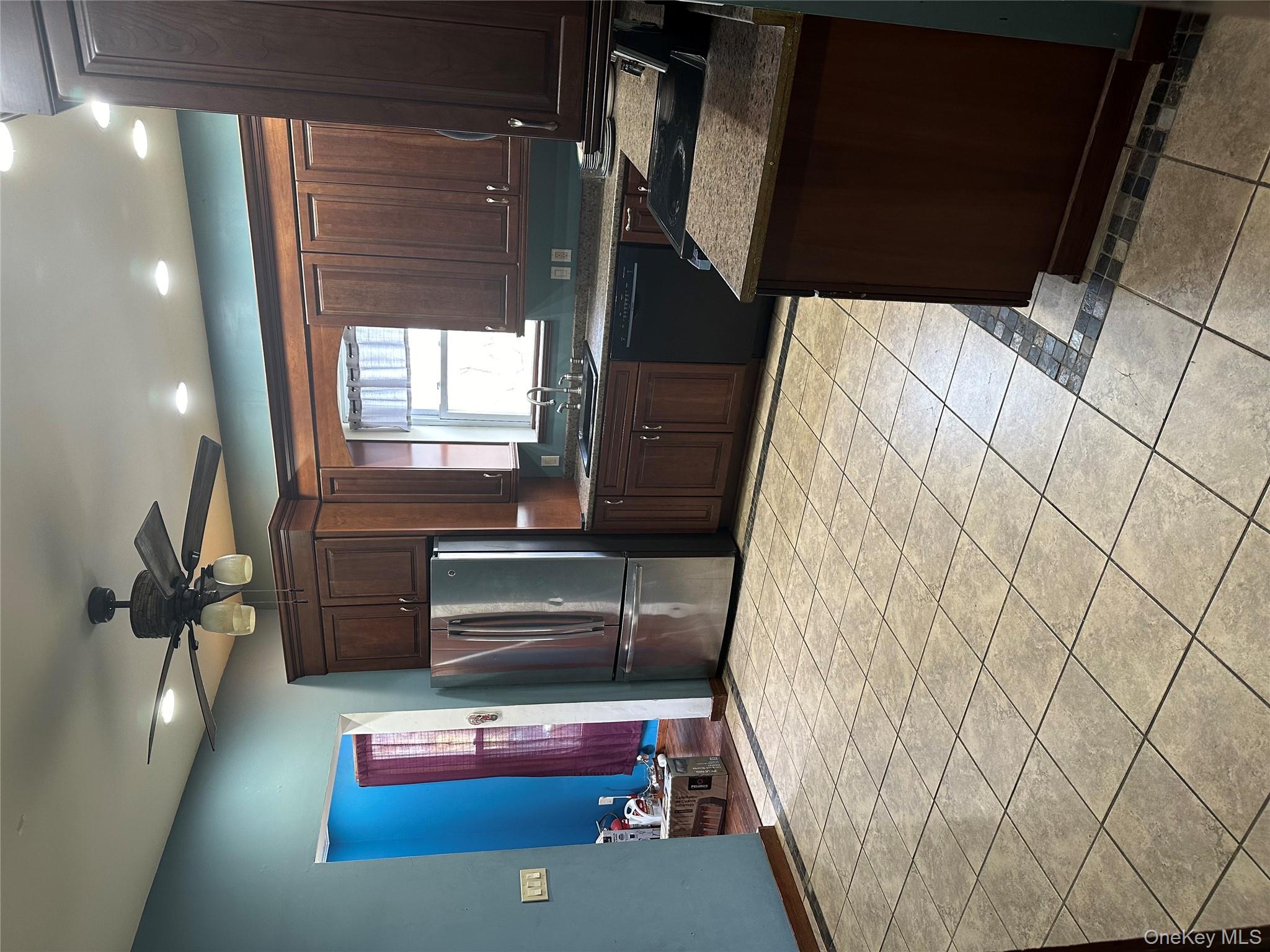 80 N Montgomery Street Property Photo 13