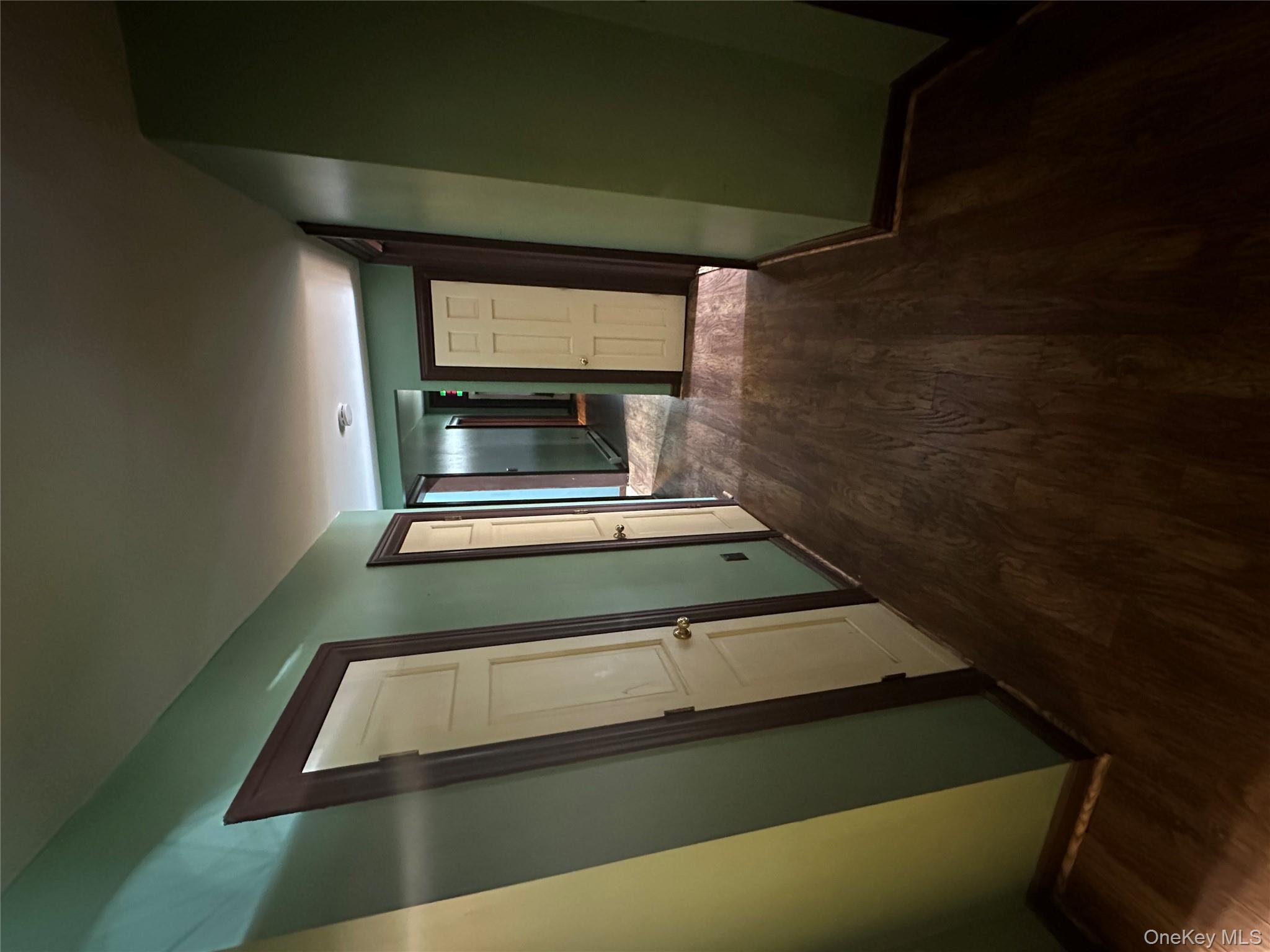 80 N Montgomery Street Property Photo 18