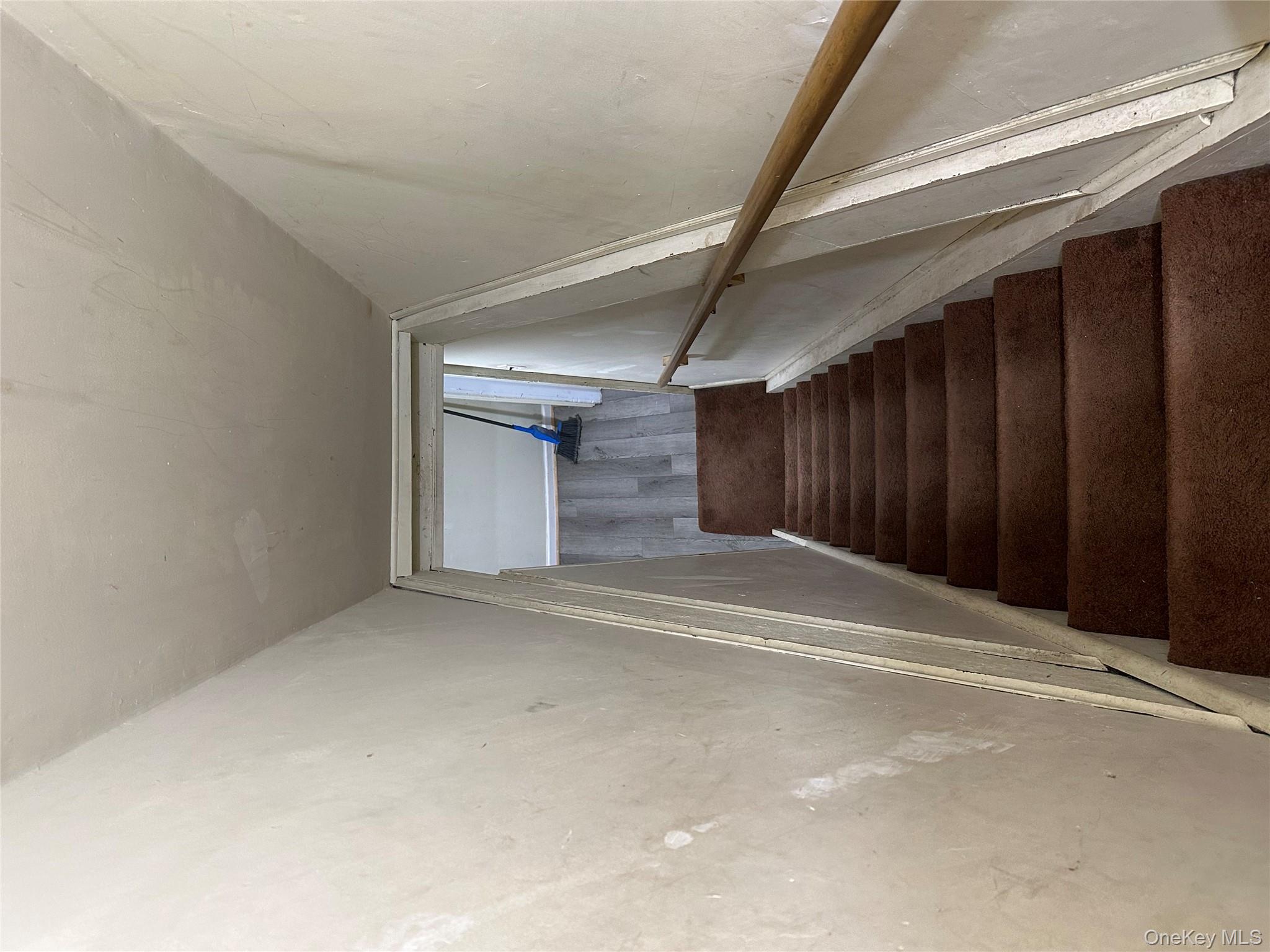 80 N Montgomery Street Property Photo 20