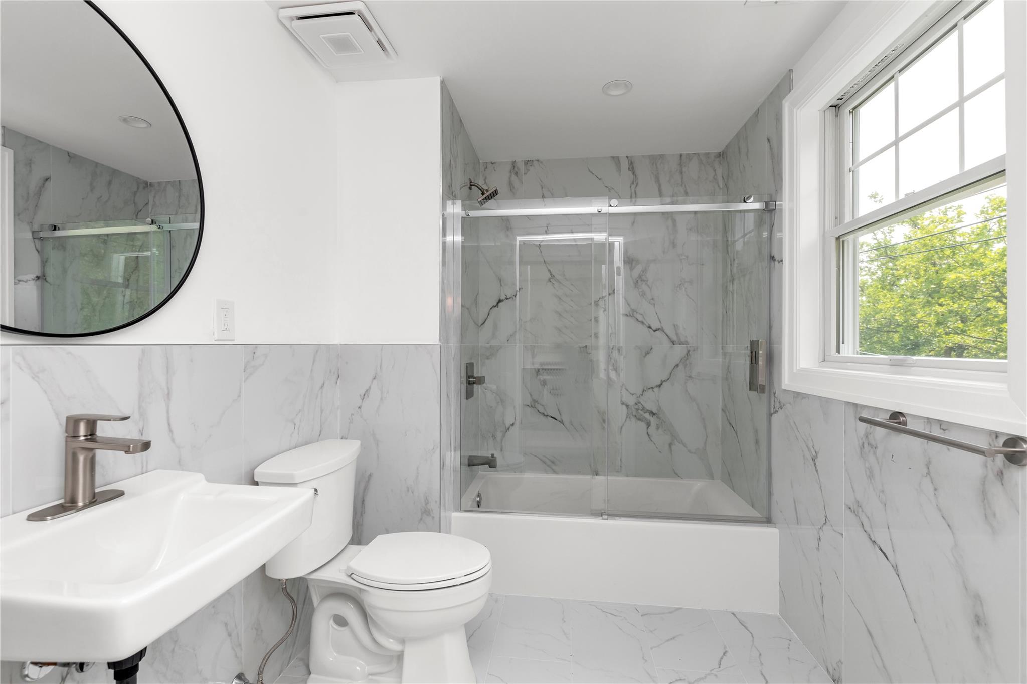 22 Sagamore Hill Drive 1b Property Photo 10