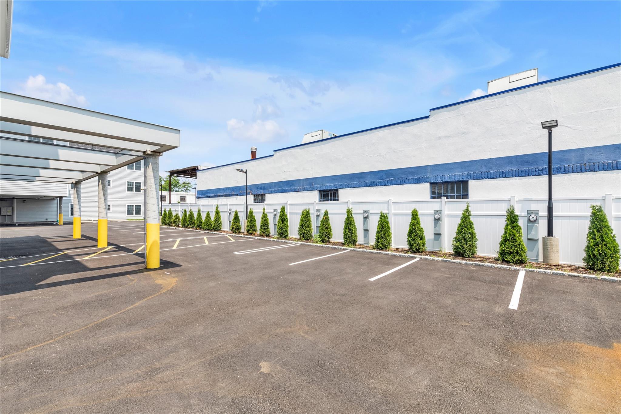 22 Sagamore Hill Drive 1b Property Photo 18