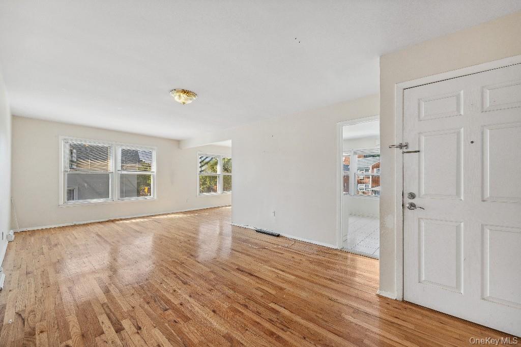 214-04 18th Avenue Property Photo 4