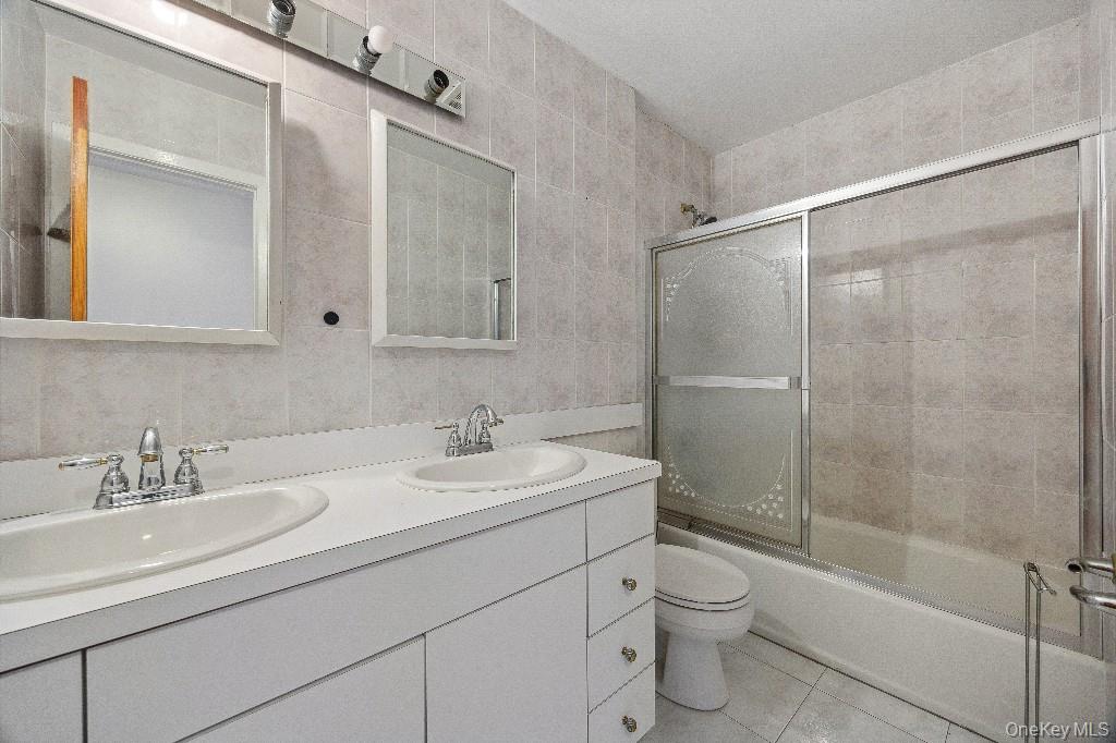 214-04 18th Avenue Property Photo 16