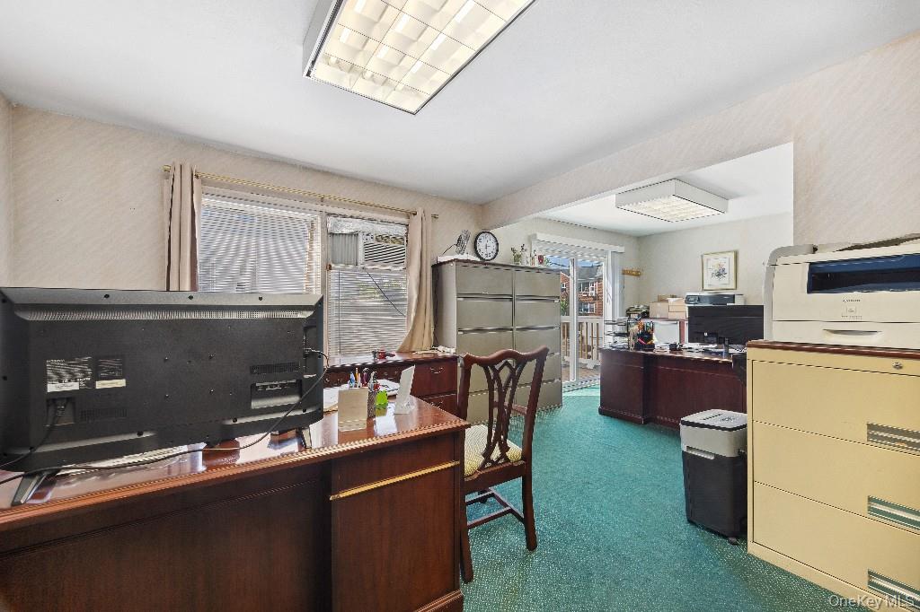 214-04 18th Avenue Property Photo 20