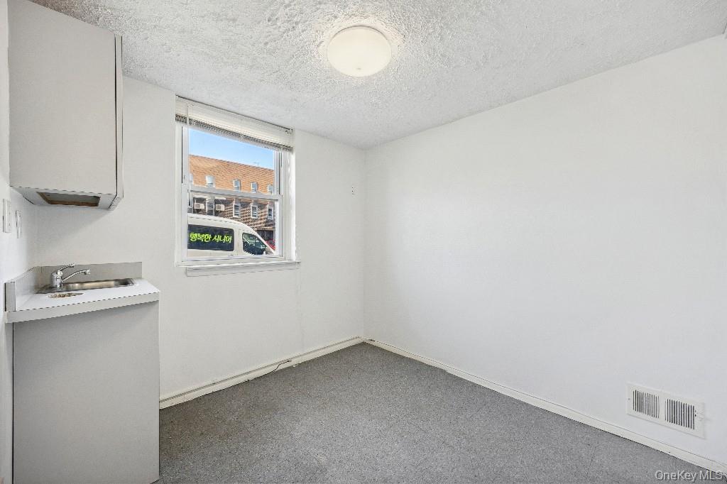 214-04 18th Avenue Property Photo 25