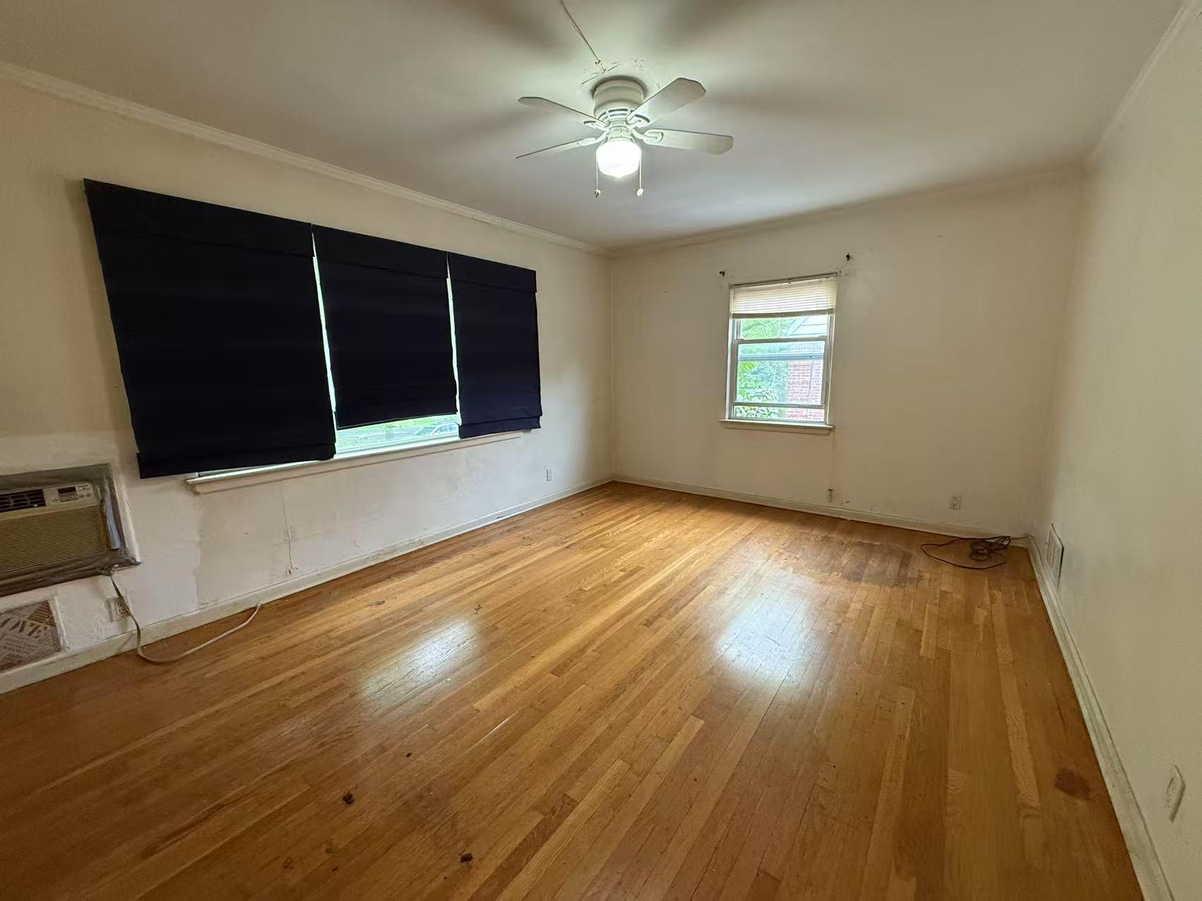 7334 199th Street Property Photo 4