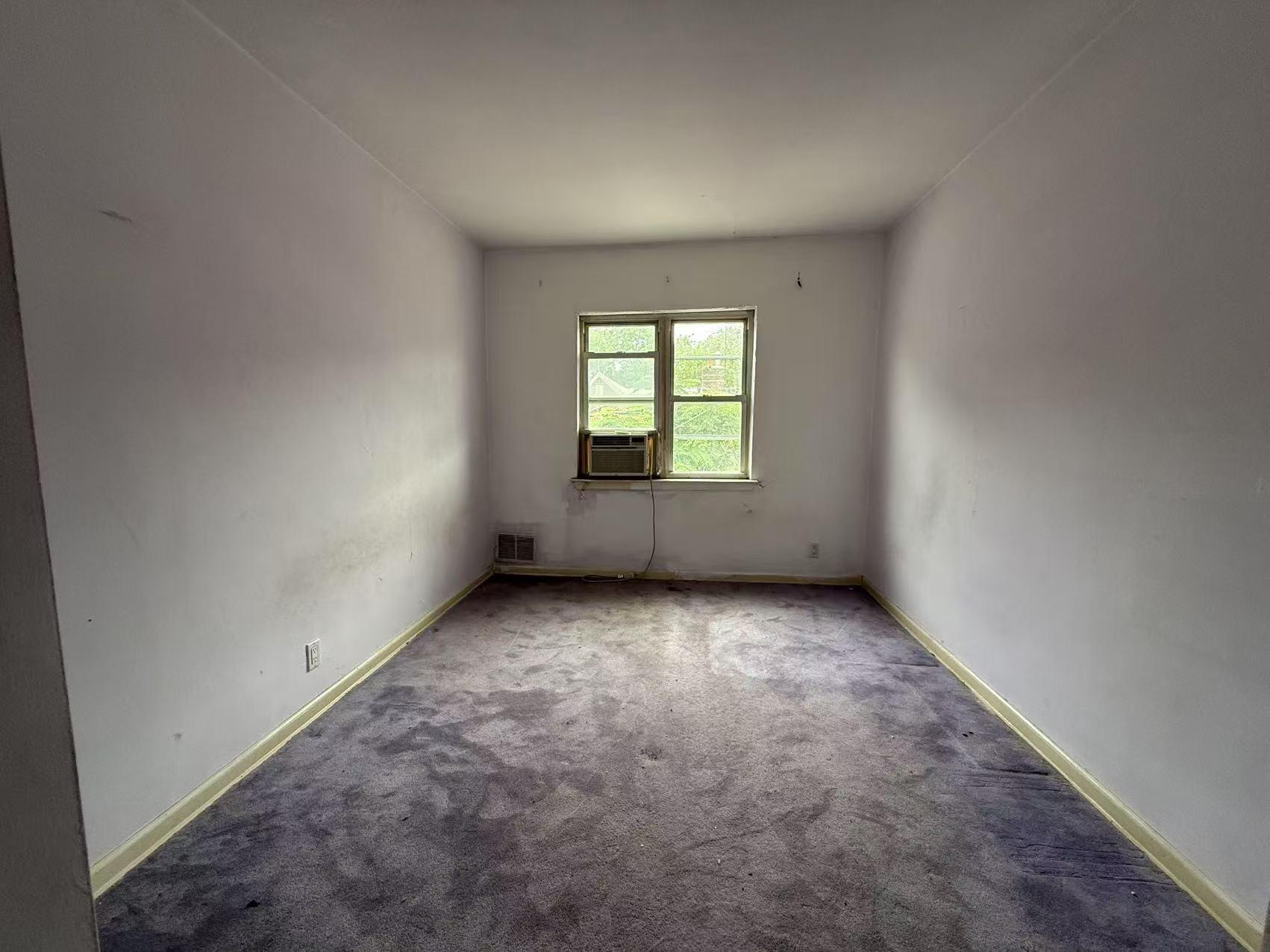 7334 199th Street Property Photo 8