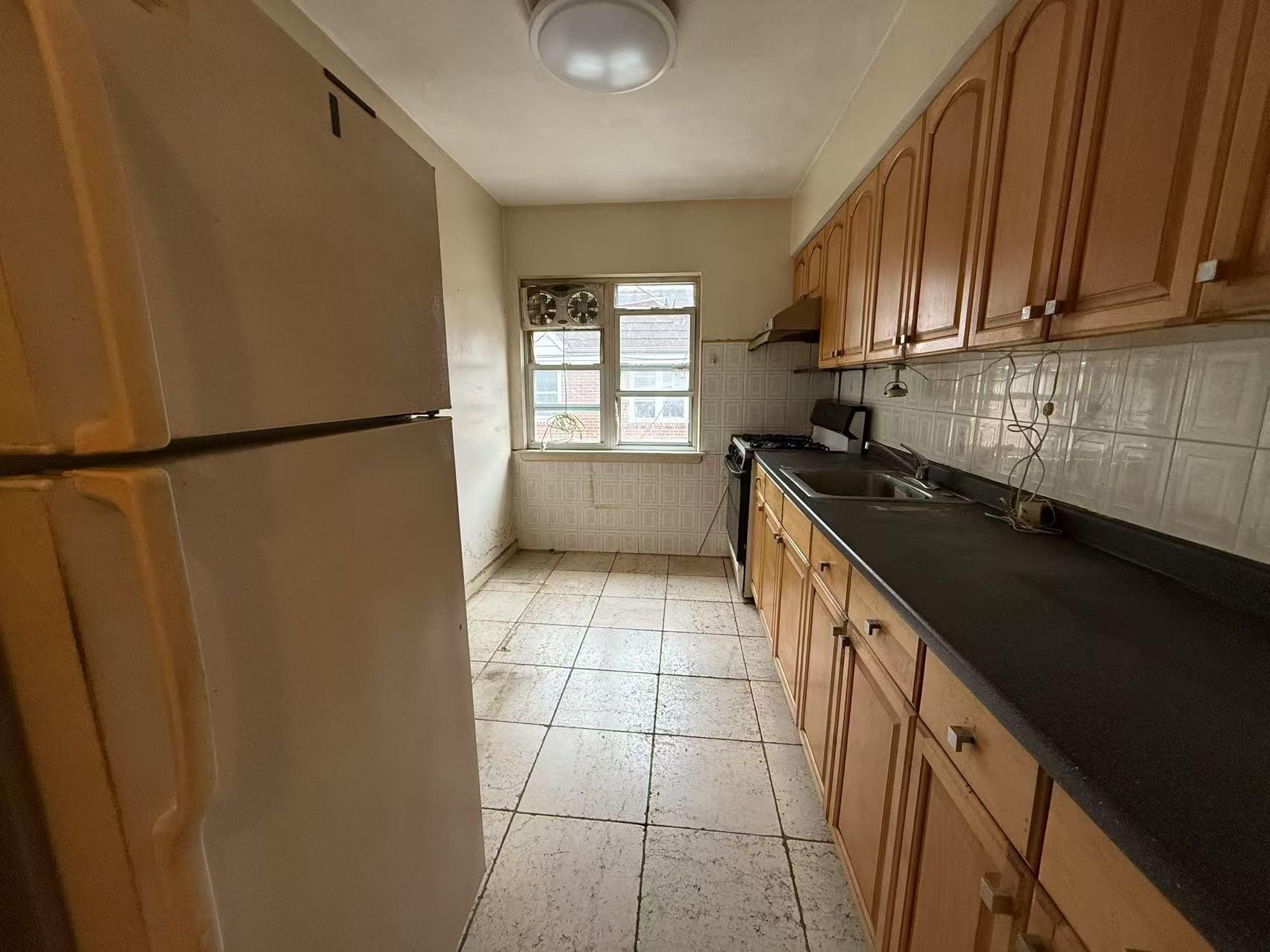 7334 199th Street Property Photo 9