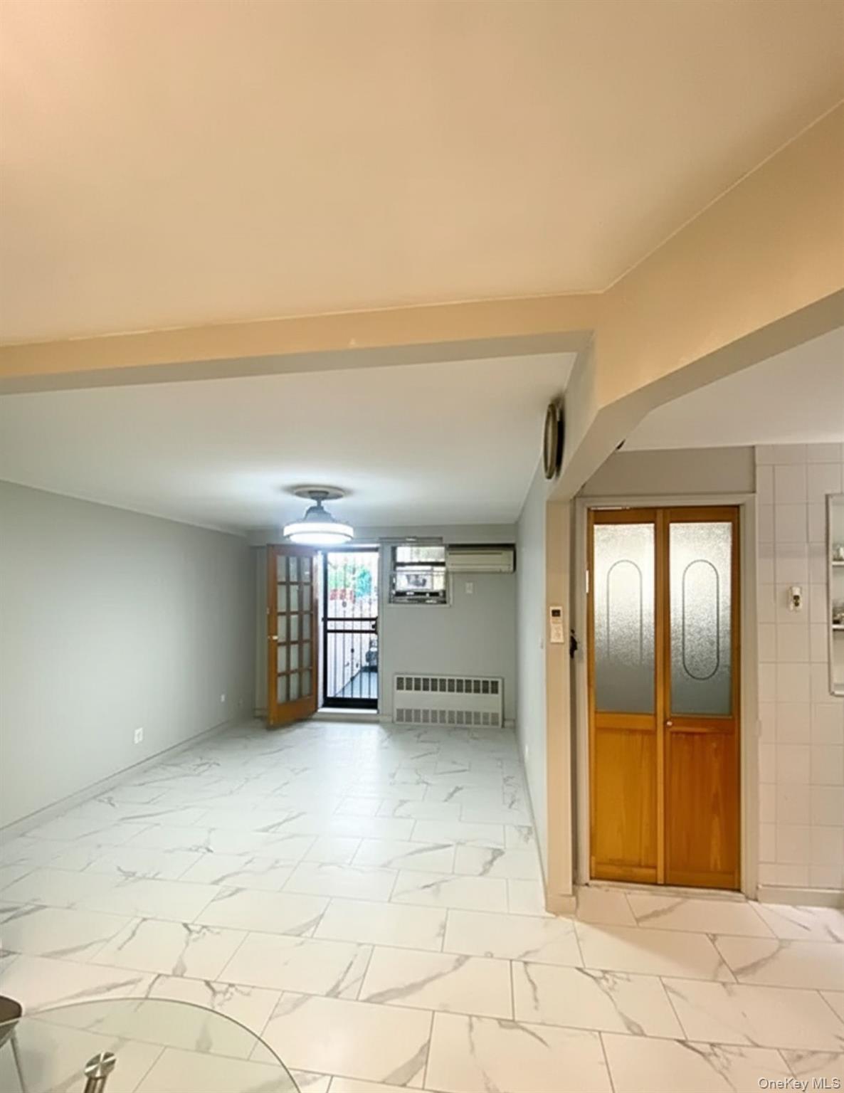 22-39 74 Street Property Photo 6