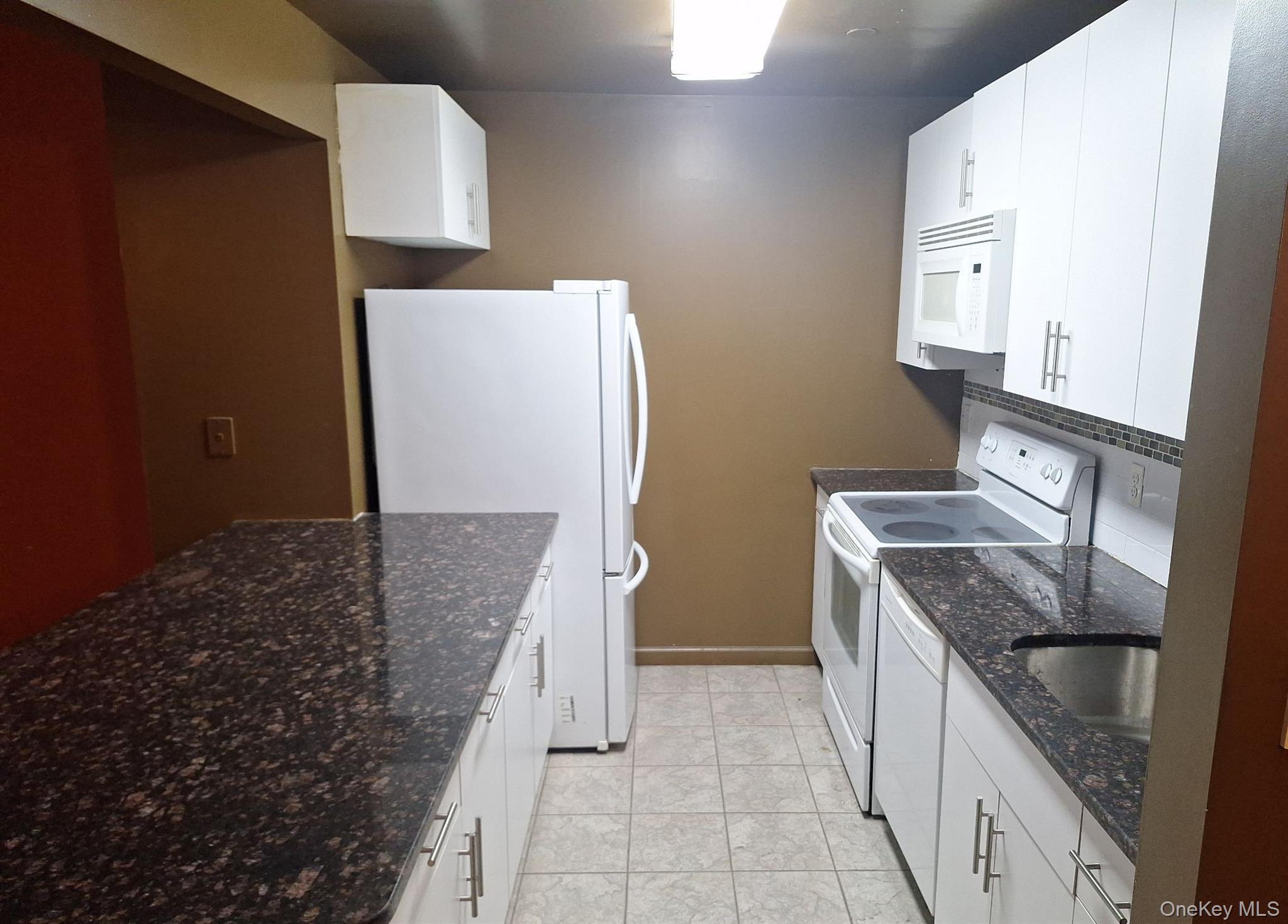 715 Fox Street 5j Property Photo 5