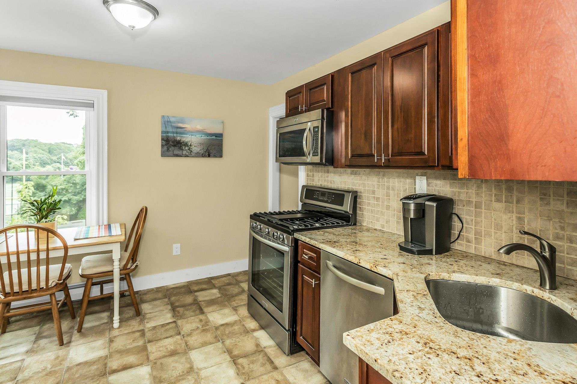 75 Anstice Street Property Photo 12