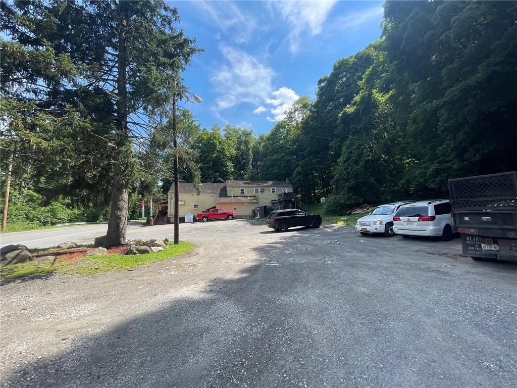 405 Sprout Brook Road Property Photo 5