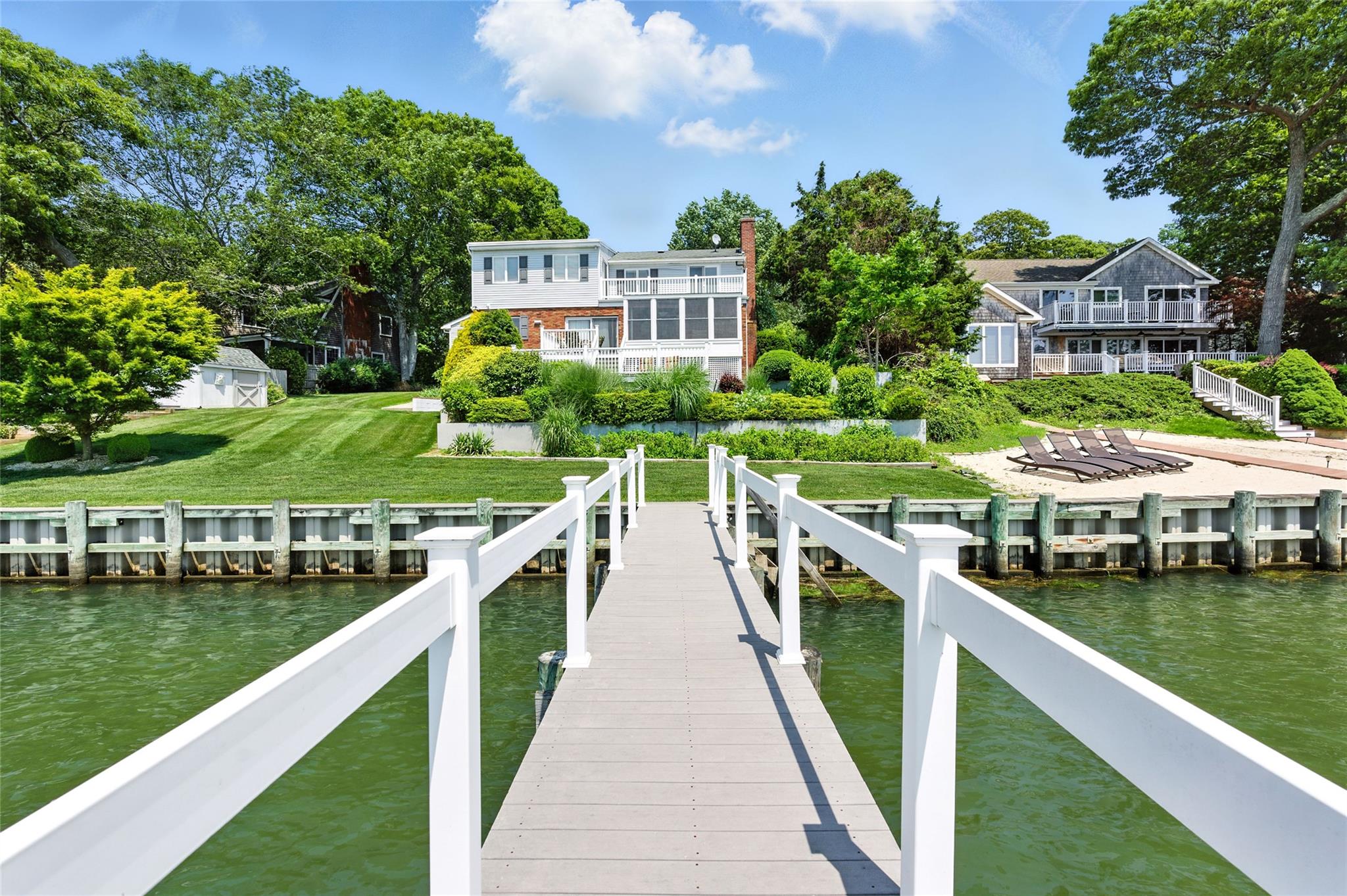 2005 Westview Drive Property Photo 10