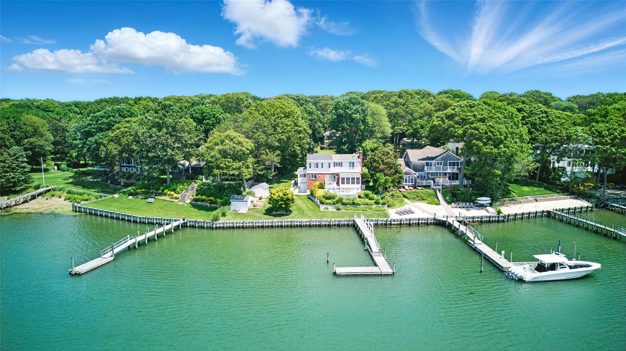 2005 Westview Drive Property Photo 11