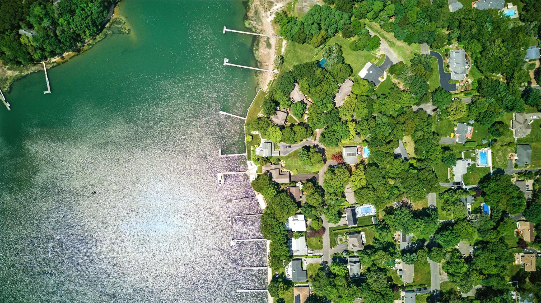 2005 Westview Drive Property Photo 16