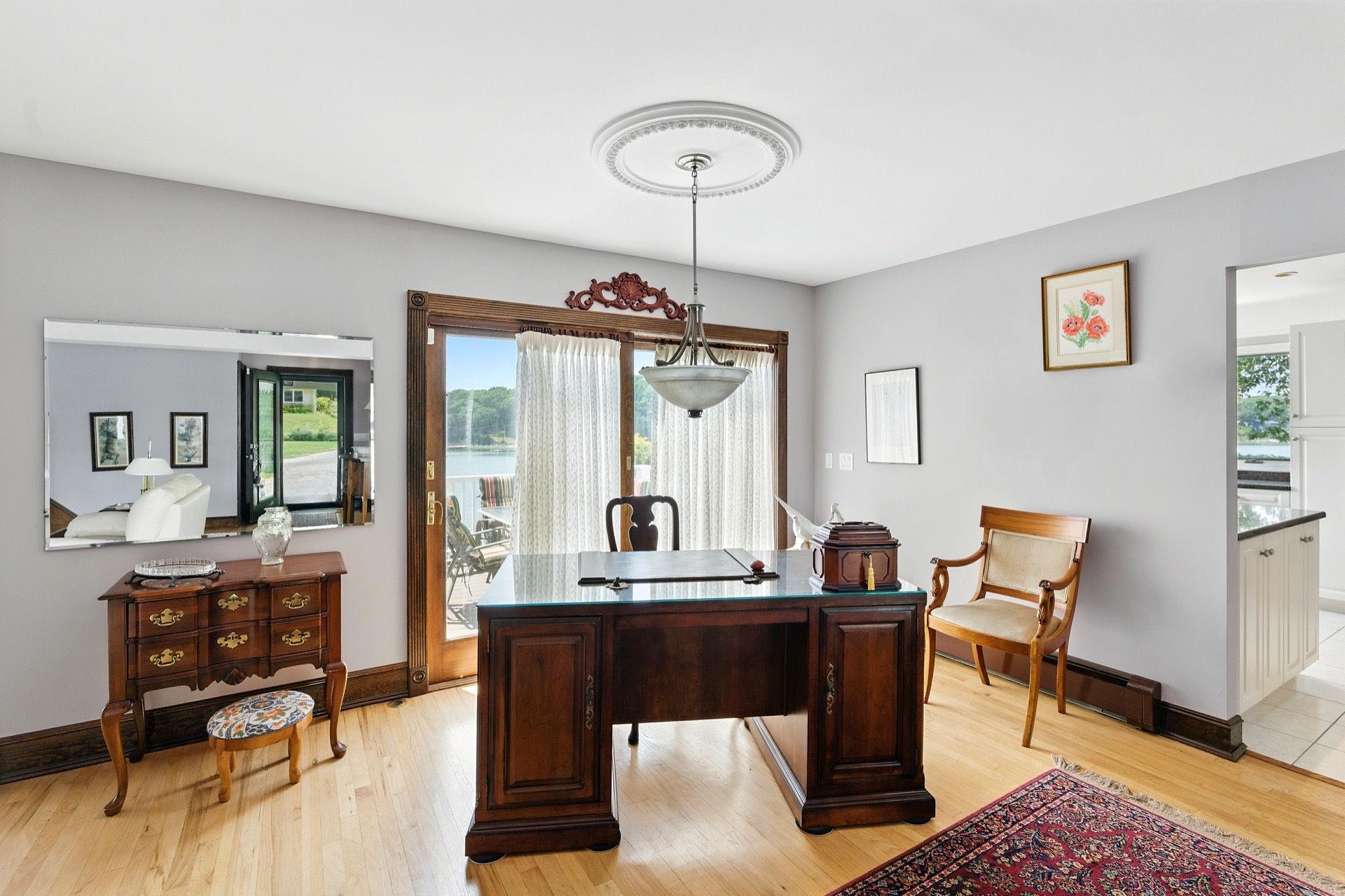 2005 Westview Drive Property Photo 19