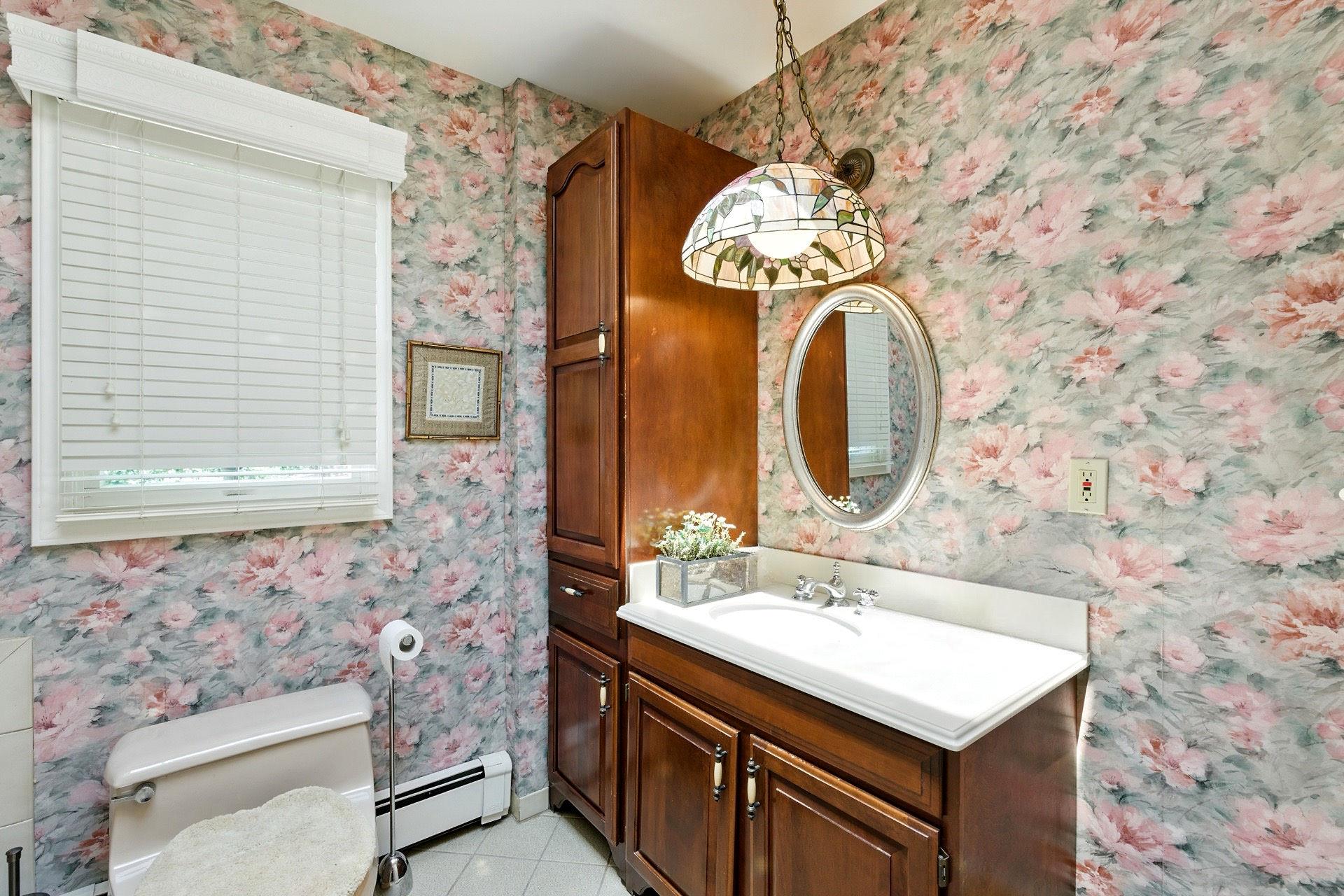 2005 Westview Drive Property Photo 22