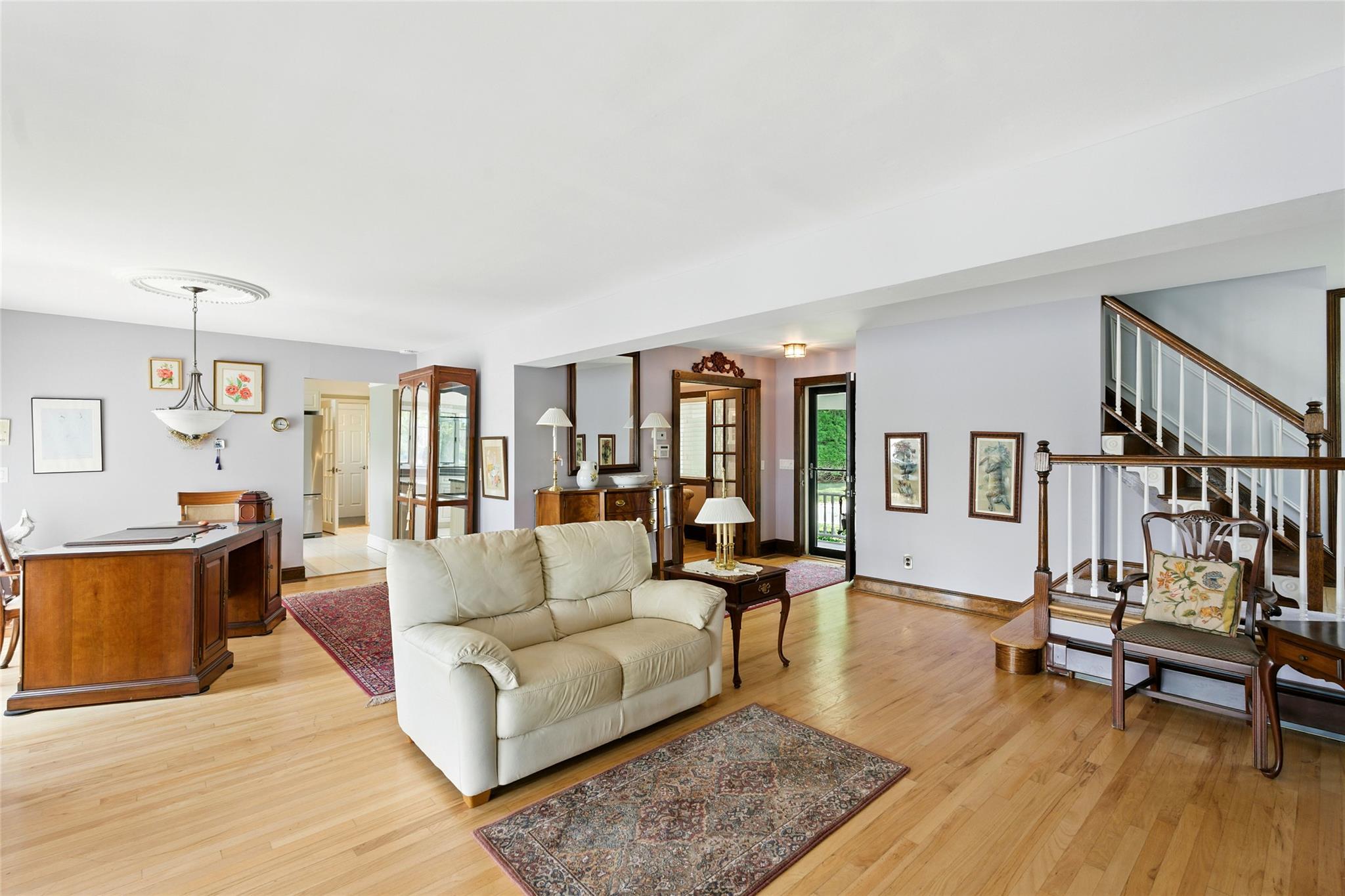 2005 Westview Drive Property Photo 23