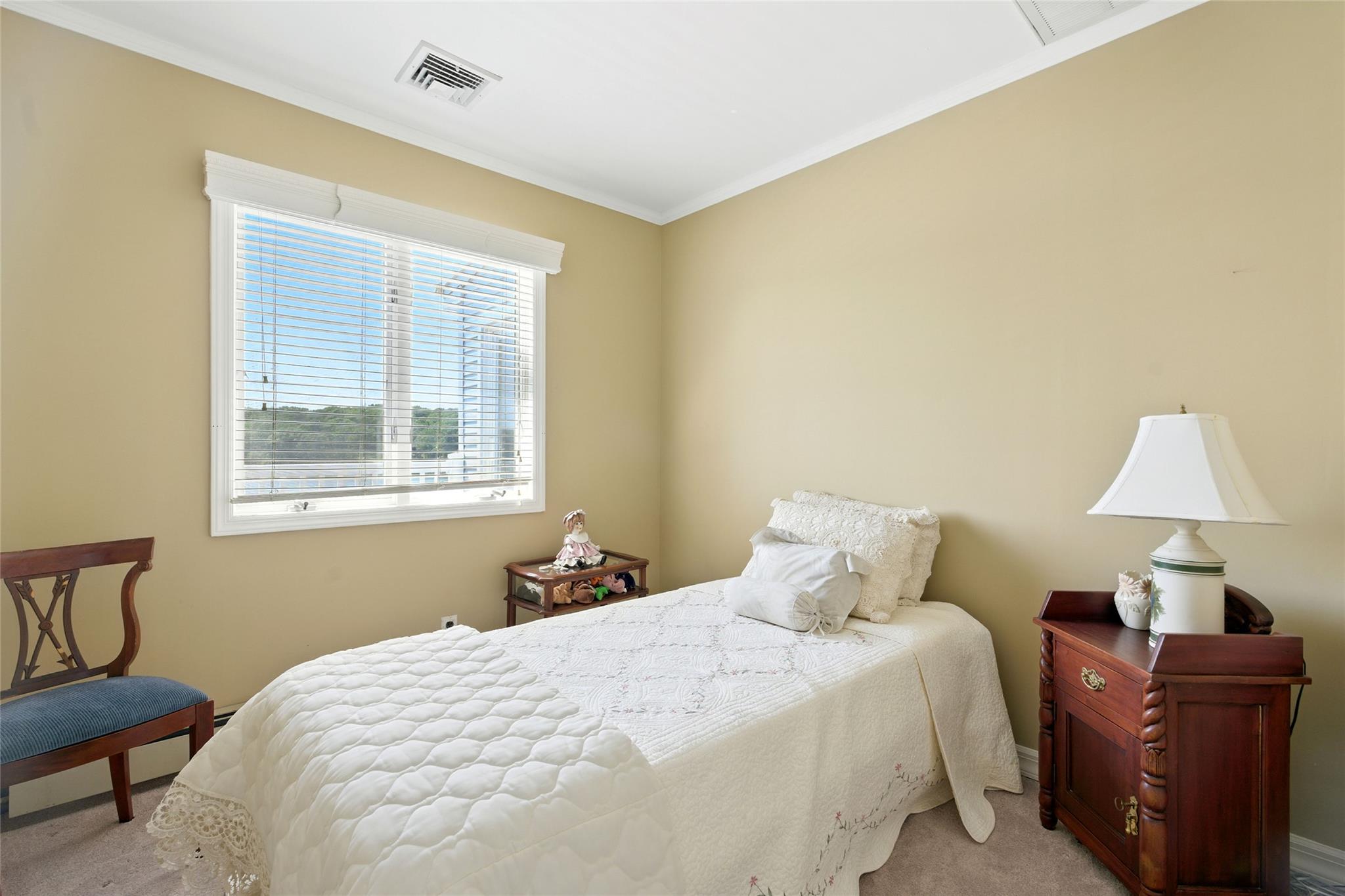 2005 Westview Drive Property Photo 32