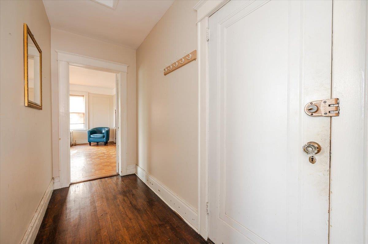 2312 Morgan Avenue Property Photo 4