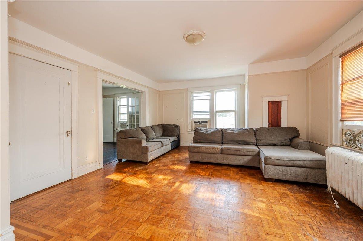 2312 Morgan Avenue Property Photo 5